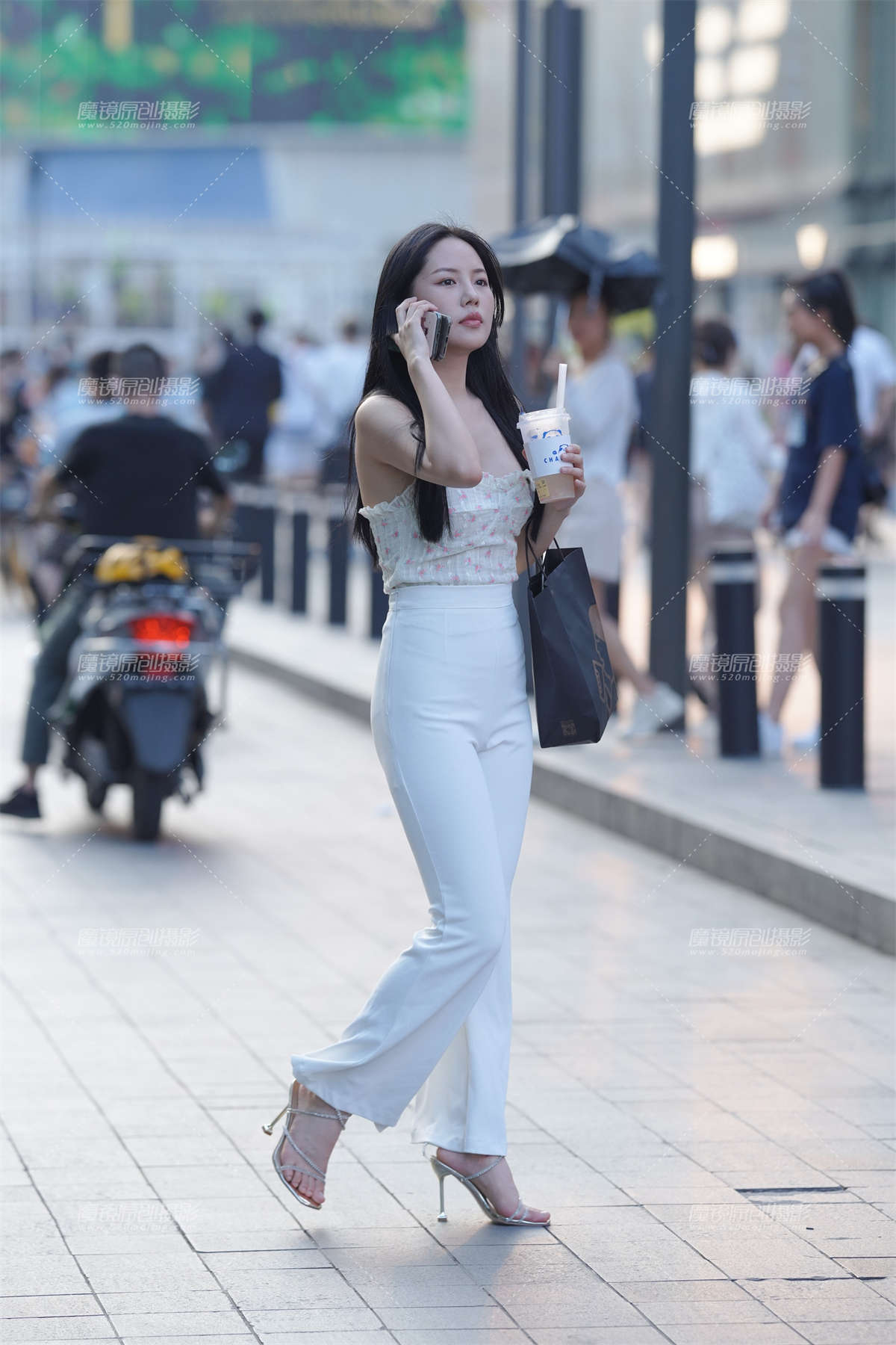 美好的一天 从微微一笑开始-日更街拍