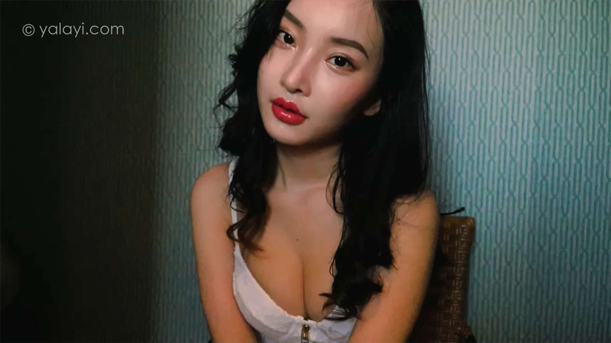 YALAYI雅拉伊视频 2021.01.15 V153 每一分，每一秒 雪晴-日更街拍