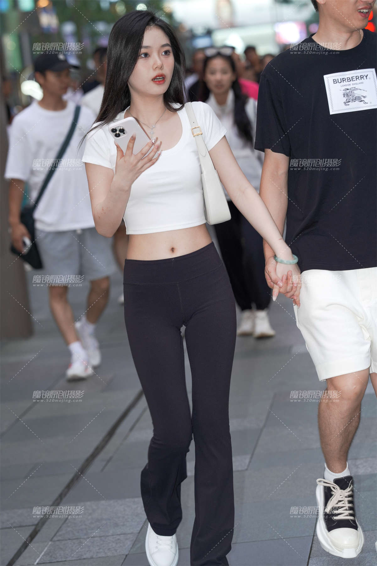 图片[2]-瑜伽裤女孩-日更街拍