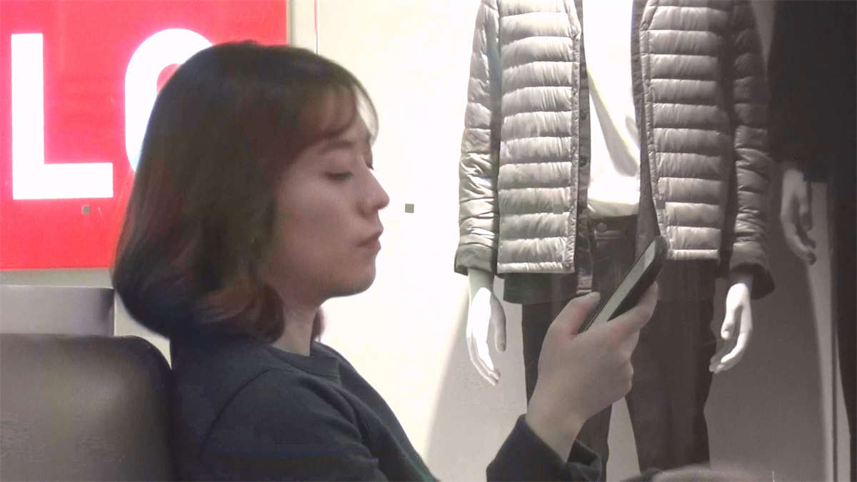 图片[2]-商场最美的肉丝高跟少妇-日更街拍