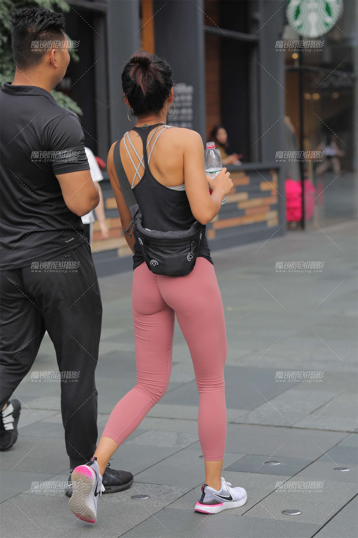 图片[2]-【凯恩赛贴】红色瑜伽裤-日更街拍