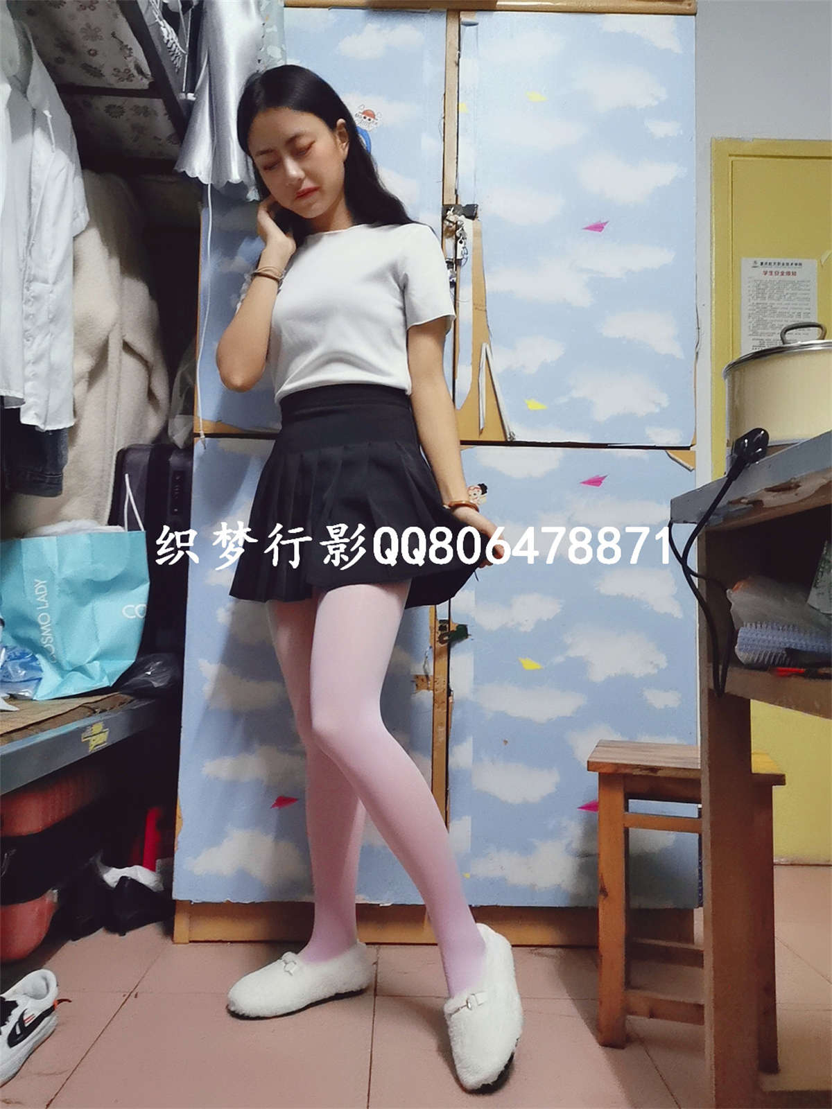 图片[2]-织梦行影摄影作品 第040期 宿舍粉色连裤袜-日更街拍