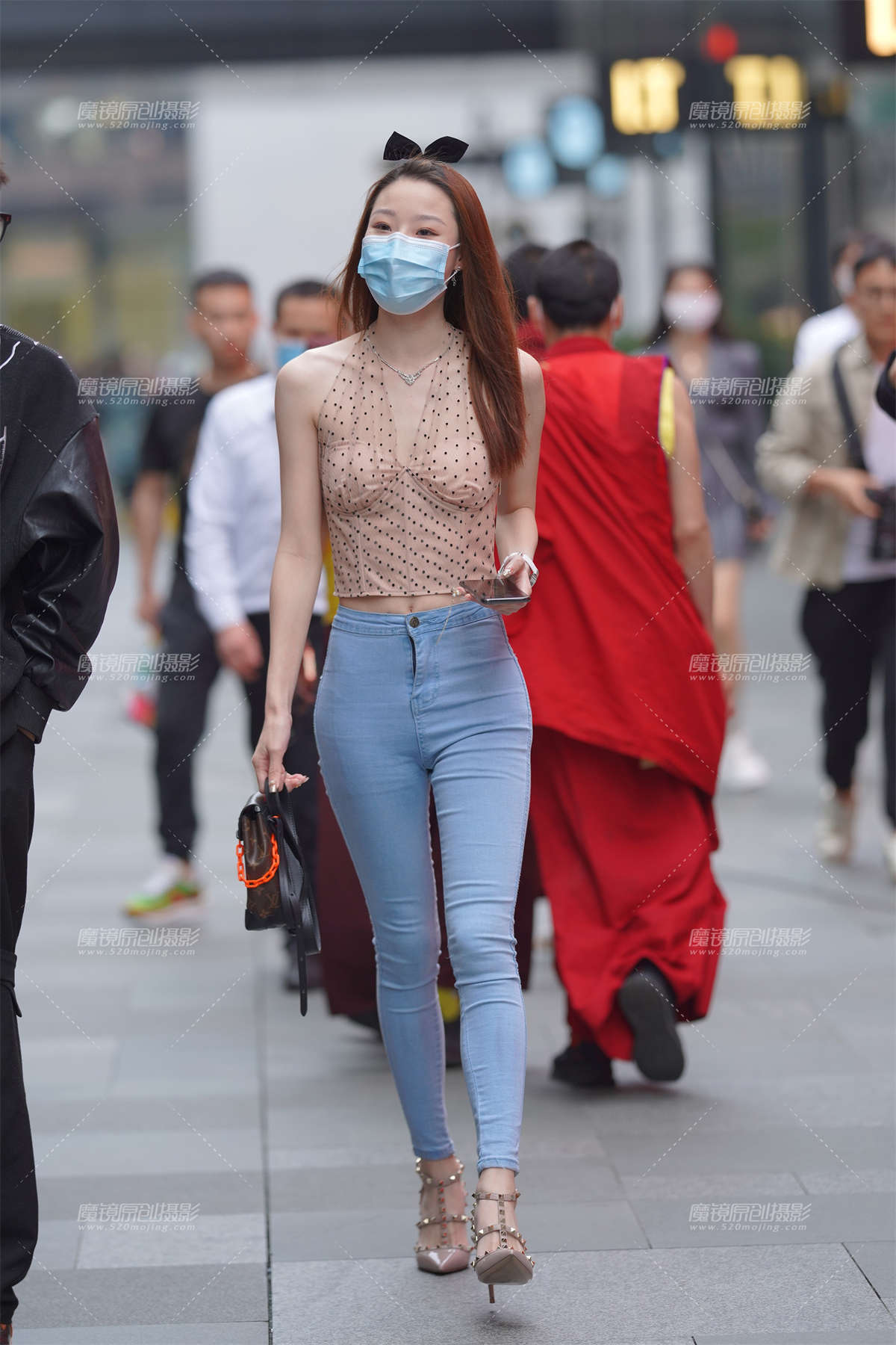 紧牛长腿-日更街拍