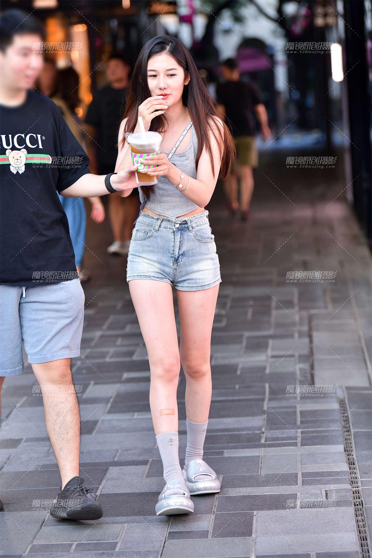 图片[2]-★清新热裤美女-日更街拍