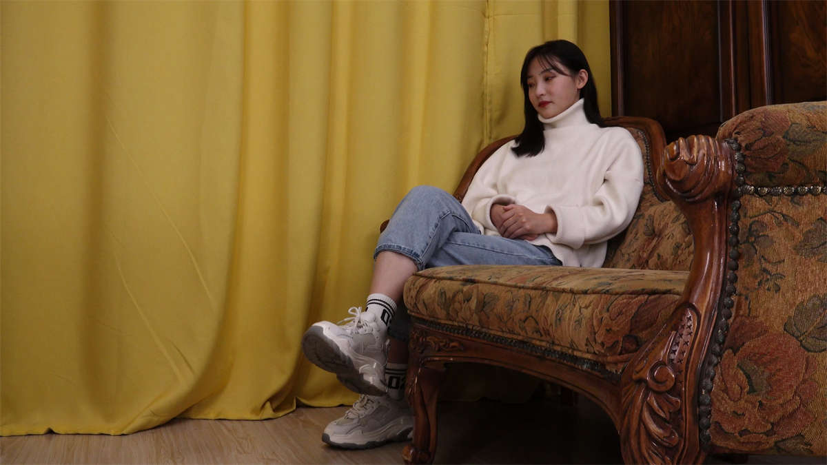 图片[2]-Sexy Asian Girls Feet Vol.112 满冬妹妹展示原味棉袜裸足-日更街拍