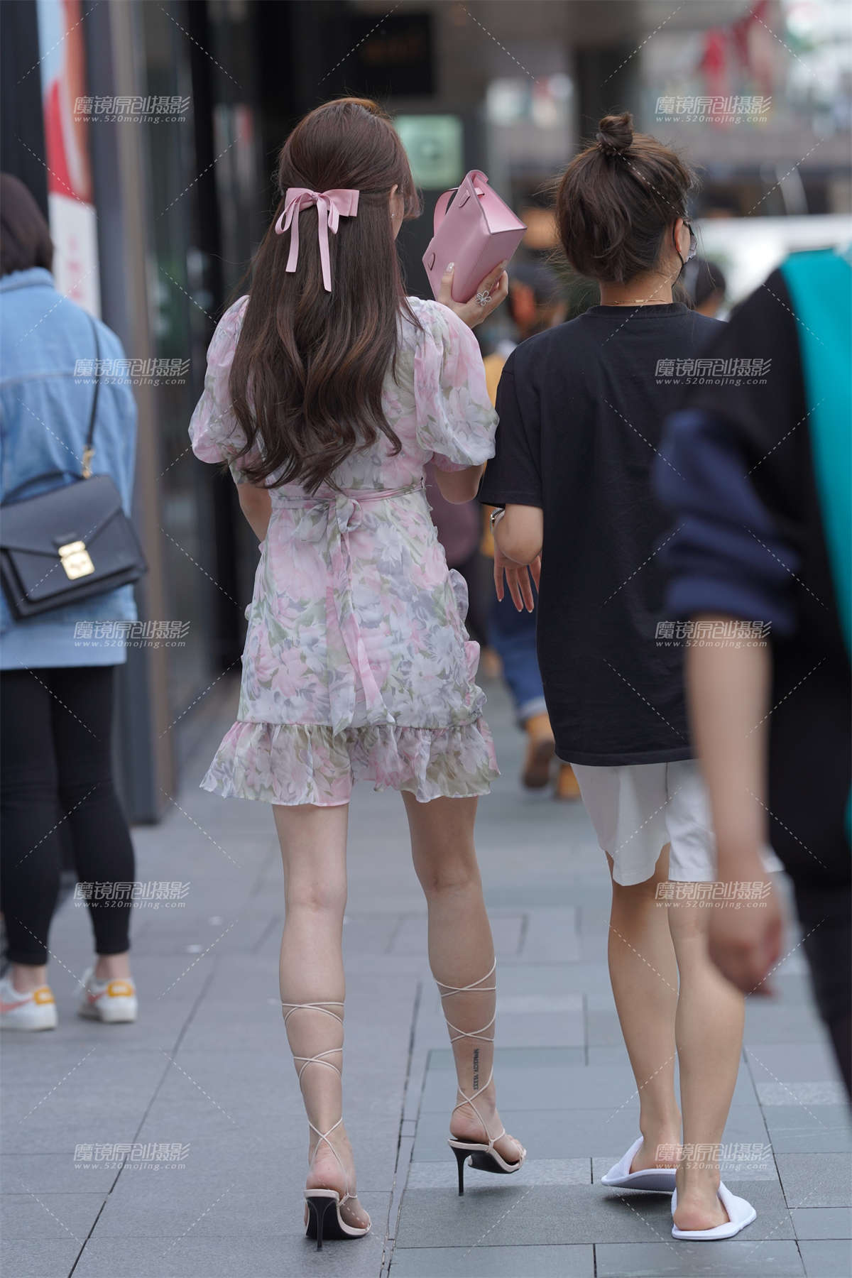 图片[2]-靓丽女孩-日更街拍