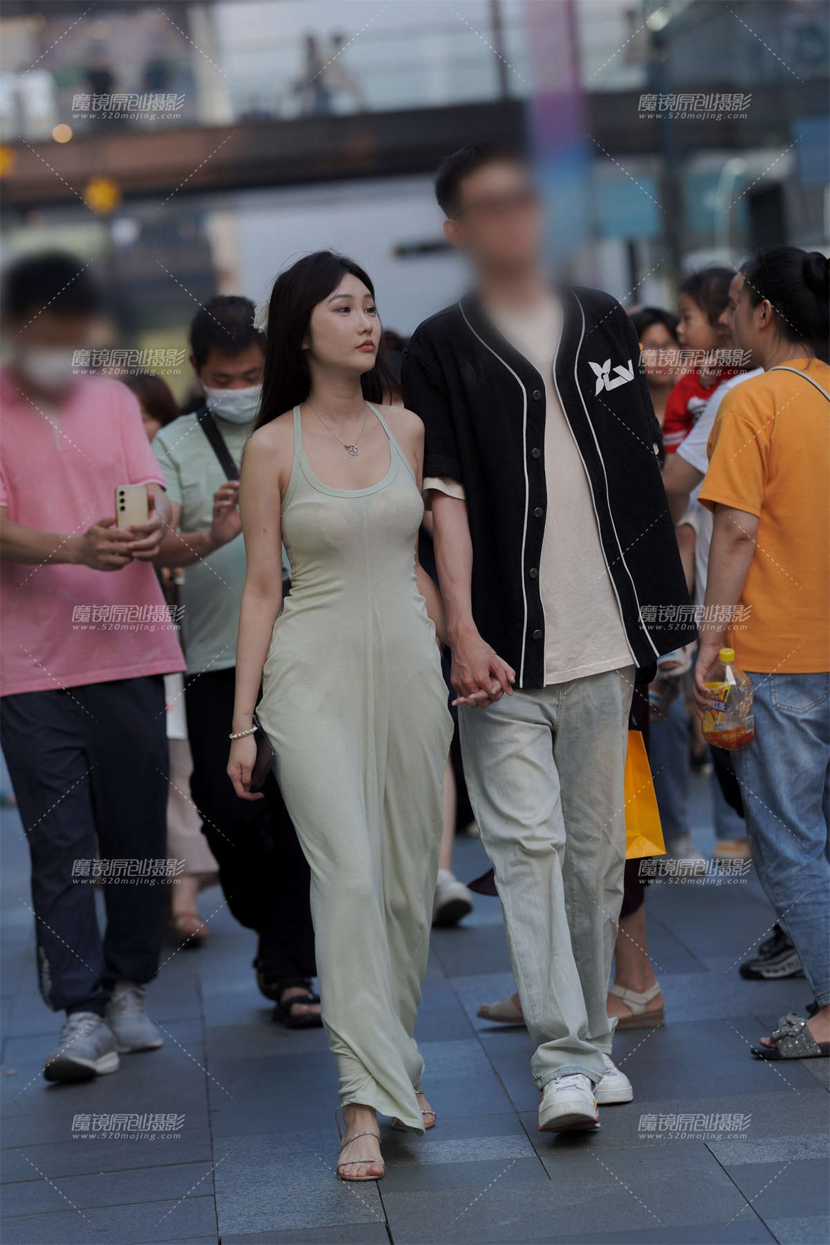 长裙魅影-日更街拍