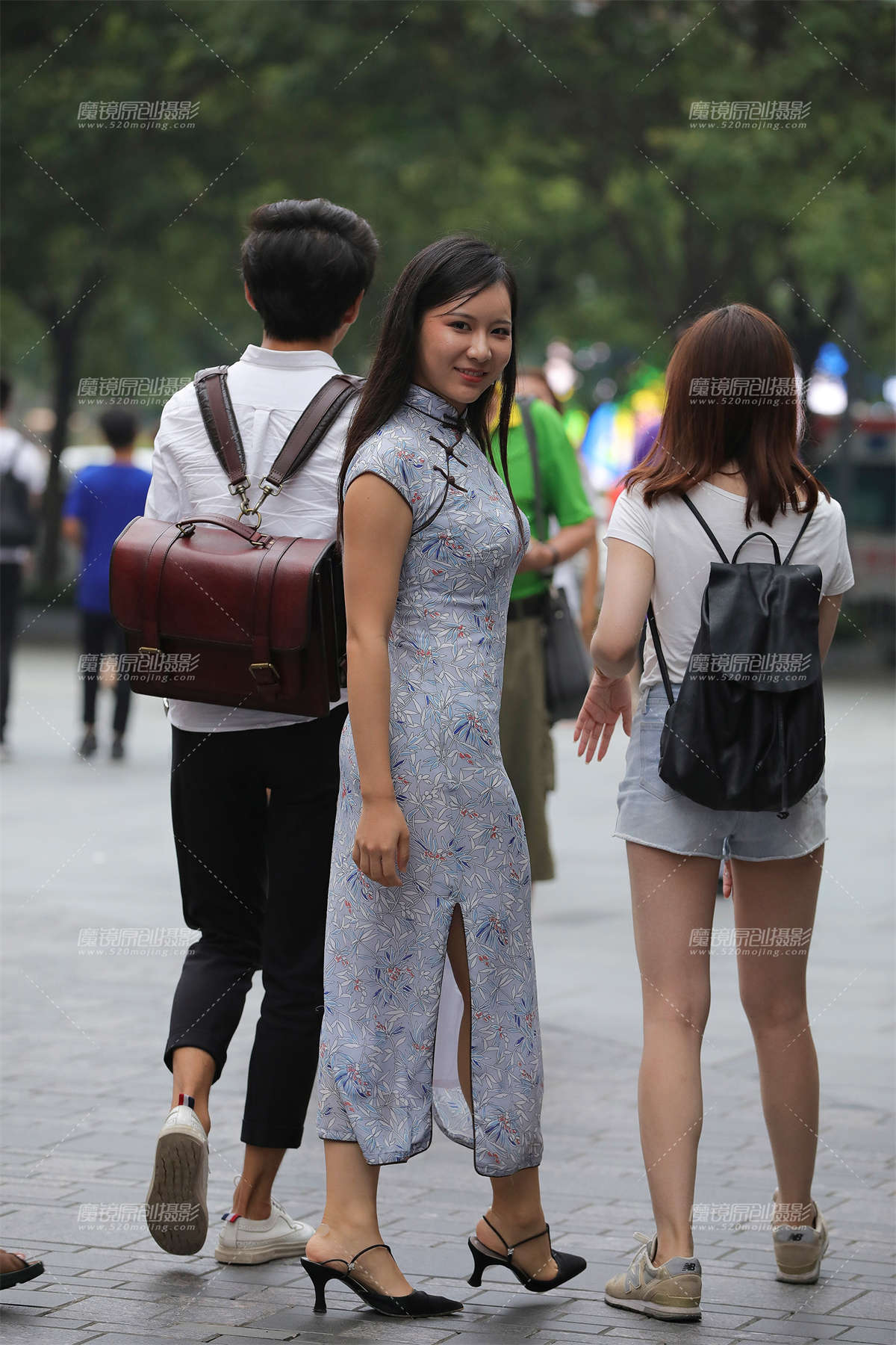 【视觉冲击赛贴】这楚楚动人神情，已被妳电伤~-日更街拍