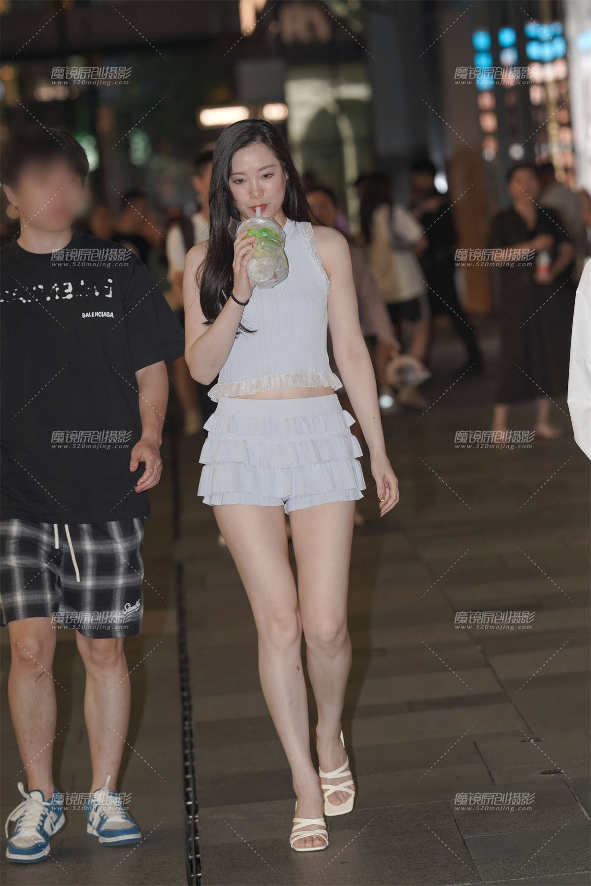 长腿女人味-日更街拍