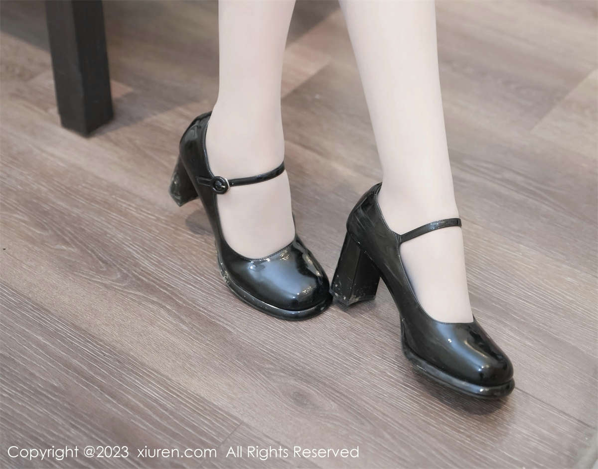 图片[2]-Xiuren秀人网 2023.12.21 No.7840 董林越-日更街拍