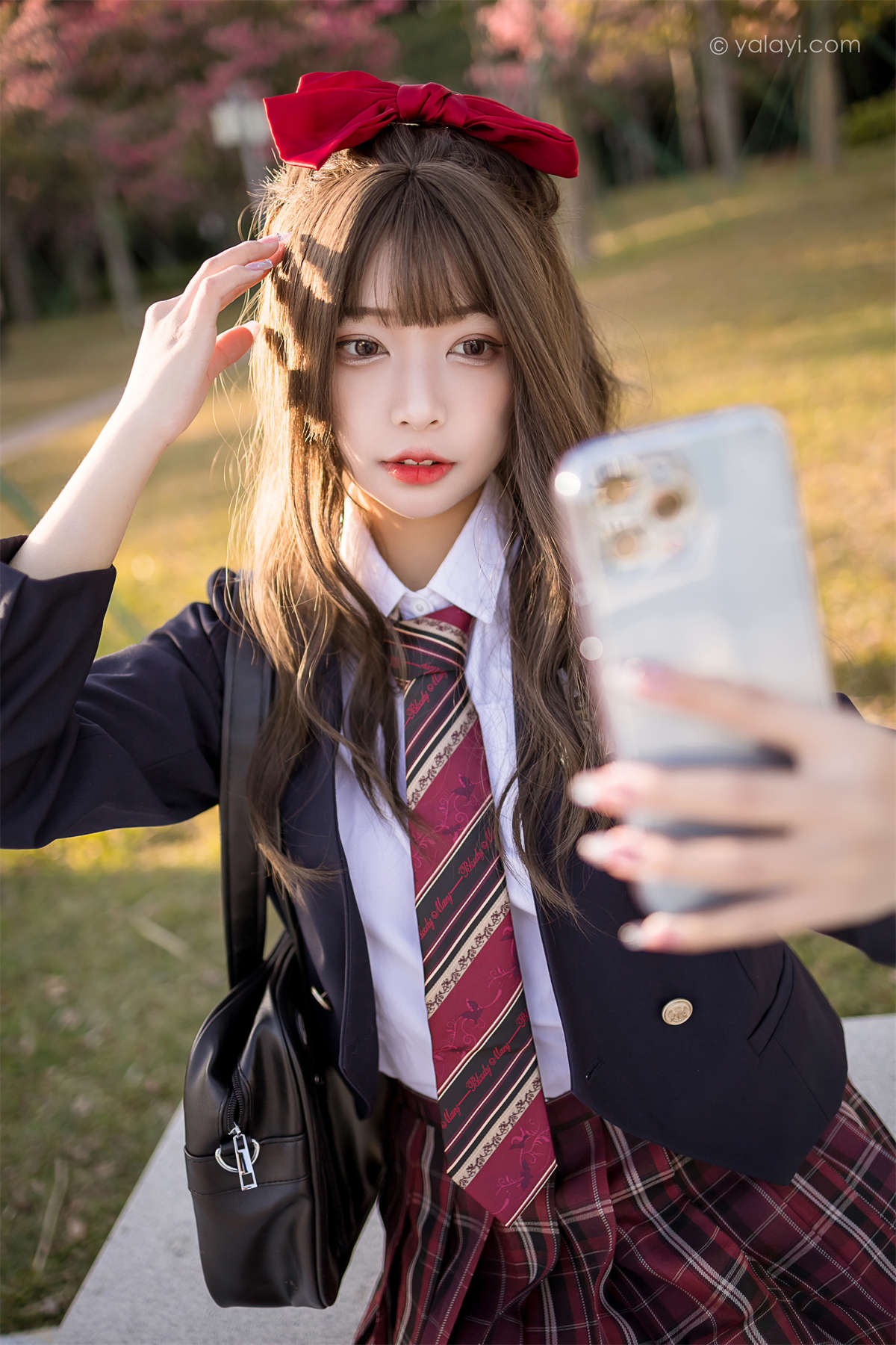 图片[2]-YALAYI雅拉伊2022.01.03 NO.885 最美的青春 阿禾-日更街拍