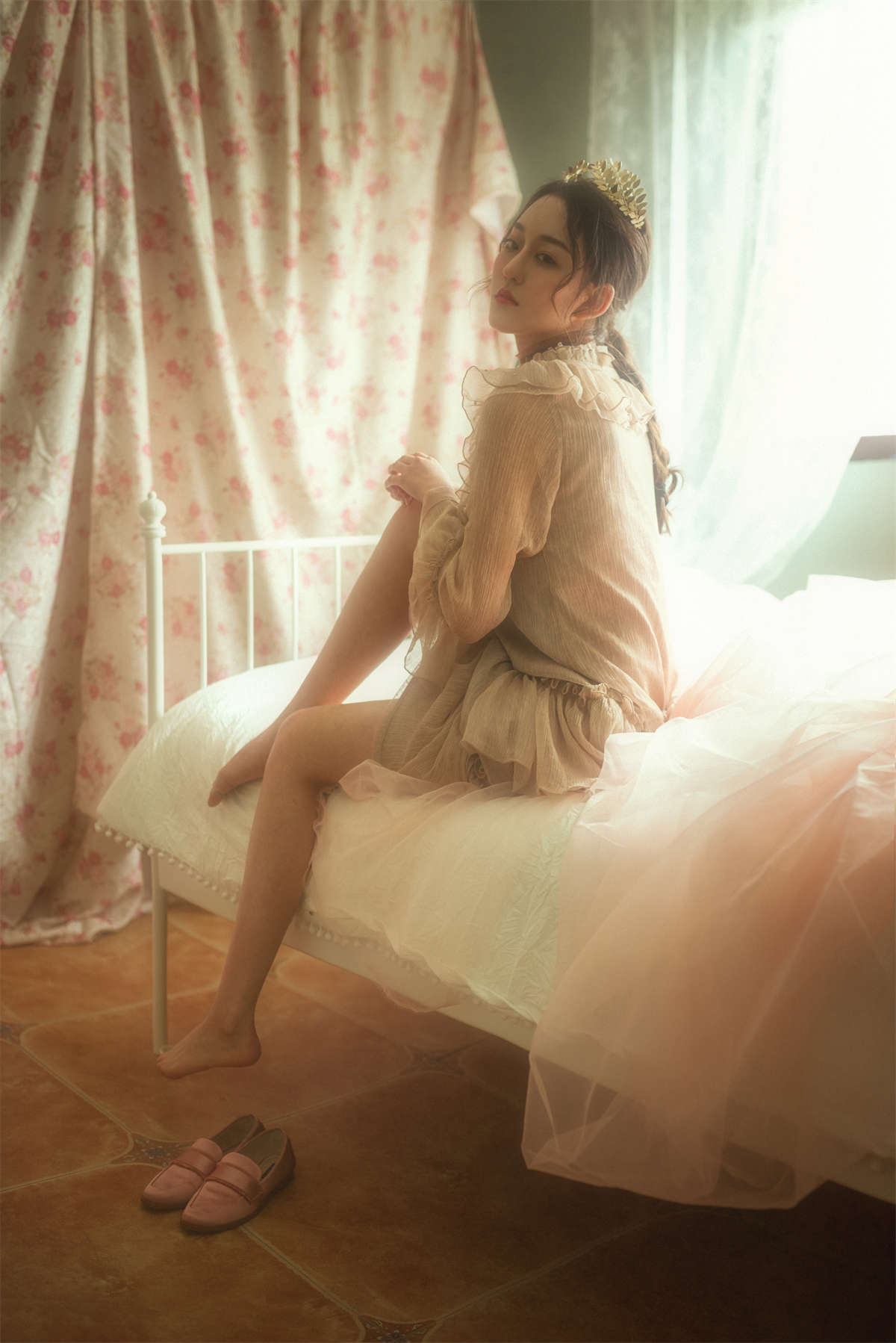 YITUYU艺图语 2023.06.20 清晨的洛可可 小郭-日更街拍