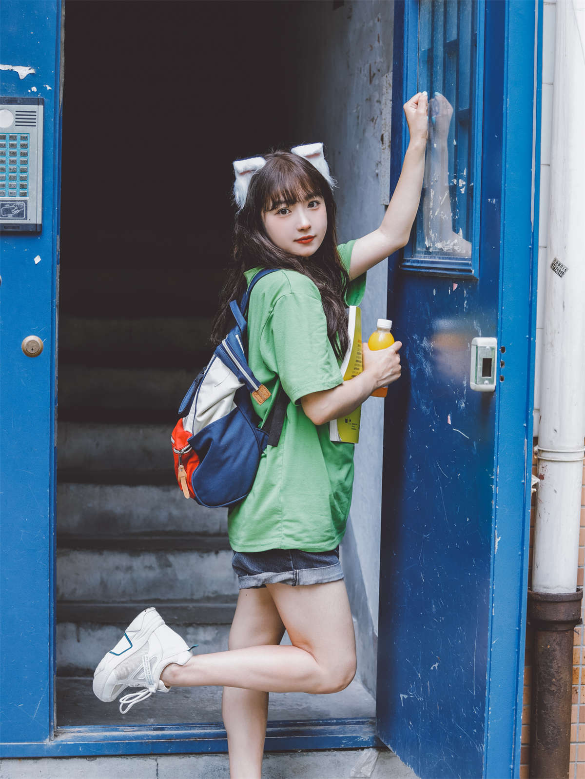 YITUYU艺图语 2022.10.17 放学一起回家 -炸鸡冰可乐-插图1