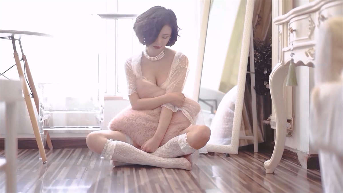 图片[2]-YALAYI雅拉伊视频 2019.02.25 V016 盼兮 王艺颖-日更街拍