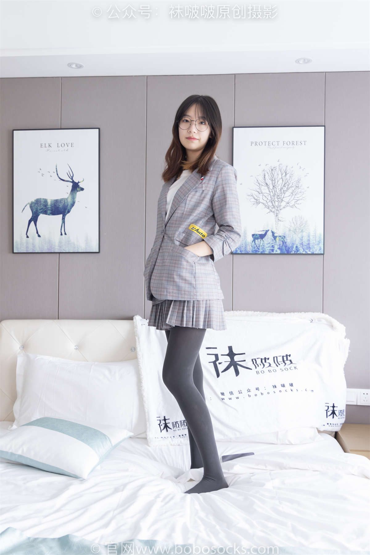 袜啵啵 No.210 小甜豆-皮鞋、厚灰丝、ol装 花絮版-日更街拍