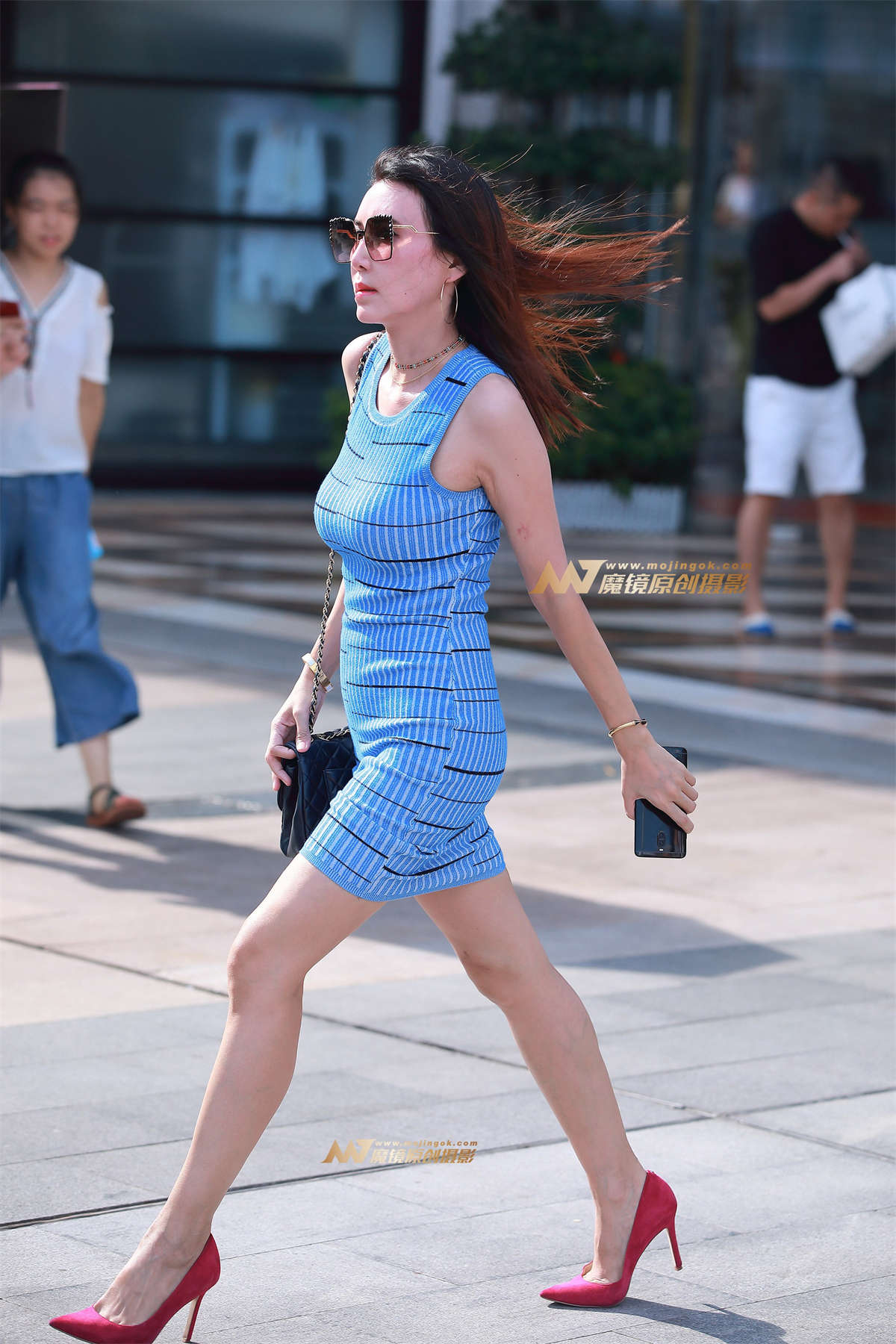 包臀裙，时尚美女-日更街拍