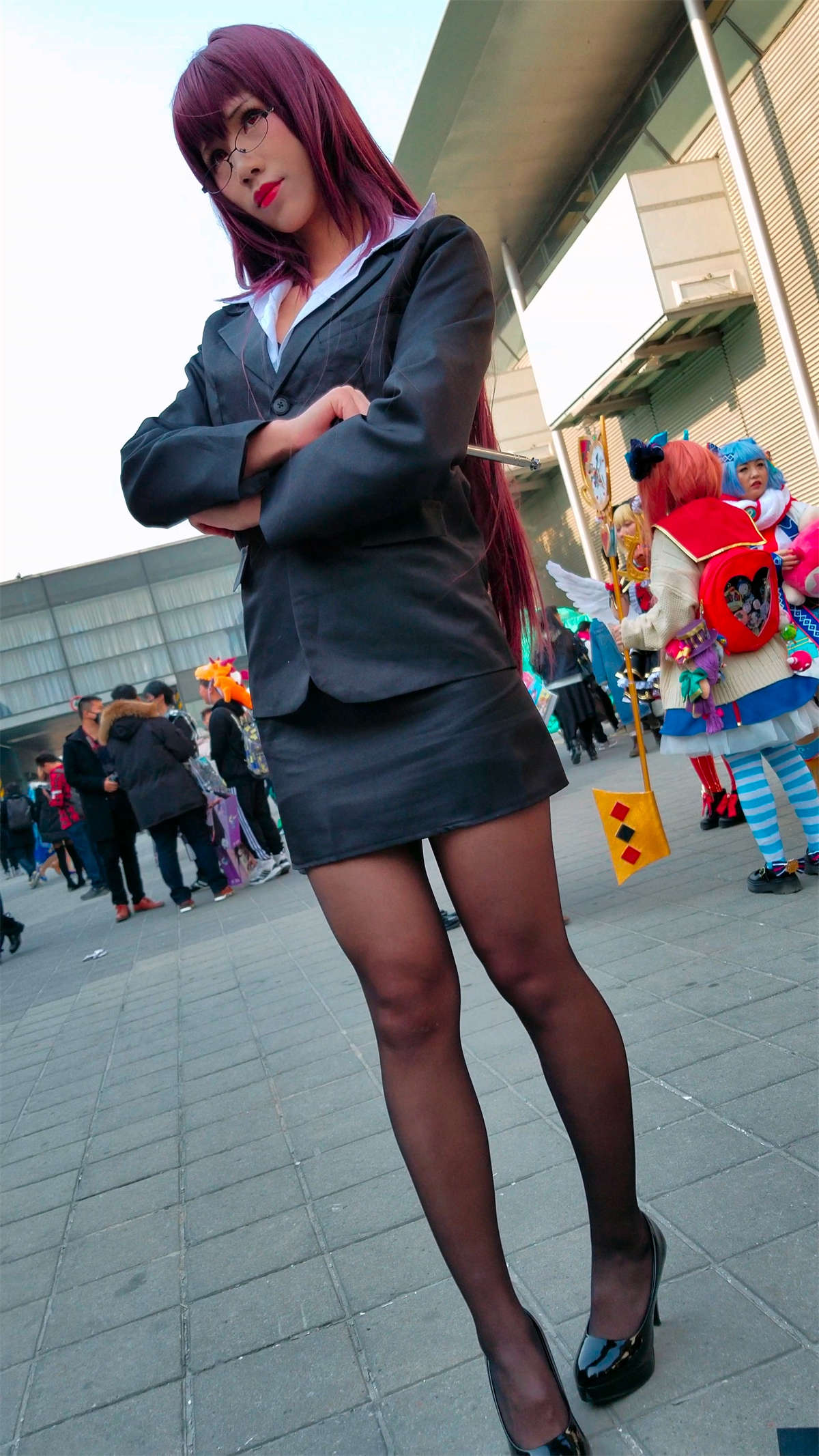 cosplay麻辣女教师的美女-日更街拍
