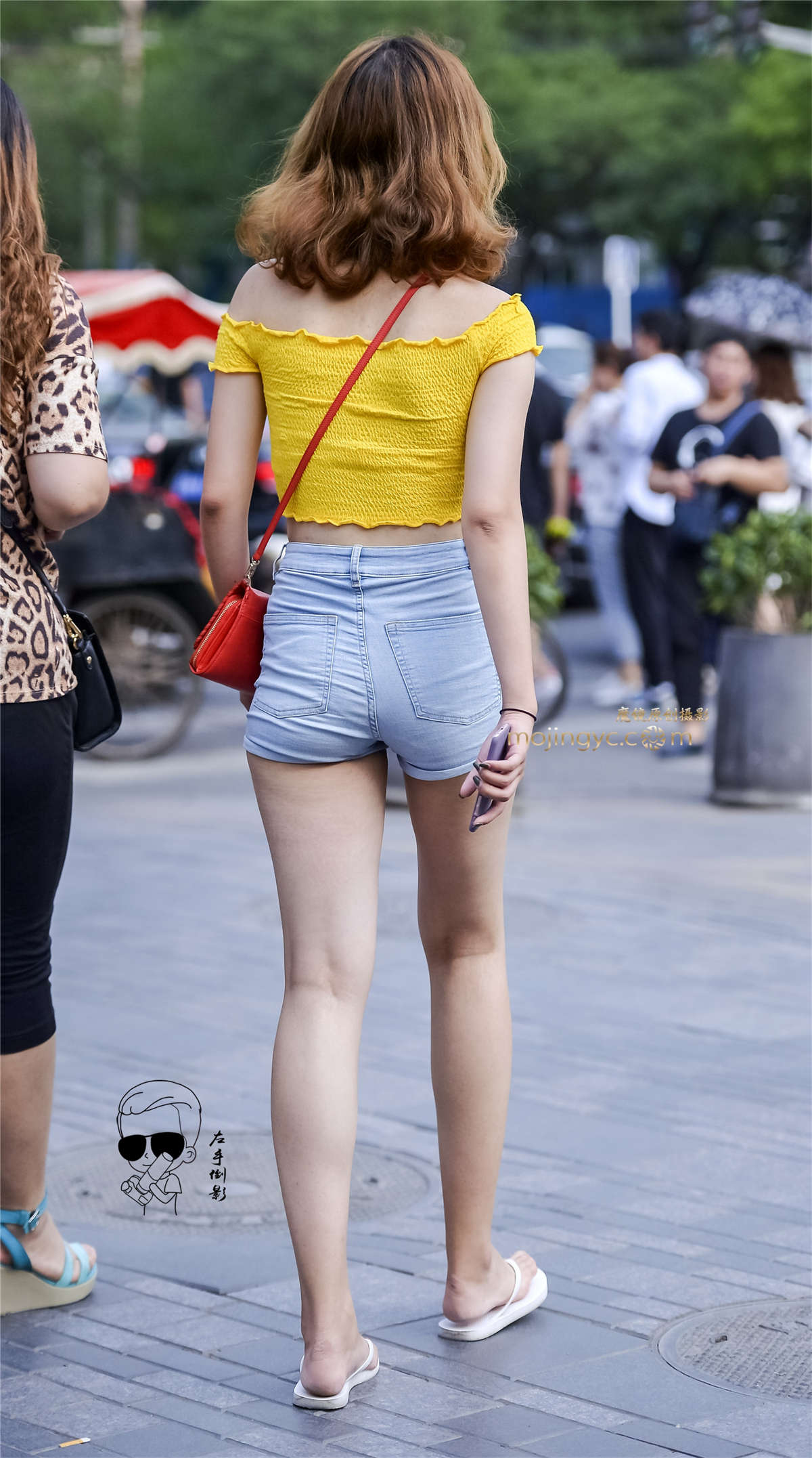 图片[2]-紧绷短裤彰显好身材{2017-5-28-10P}-日更街拍