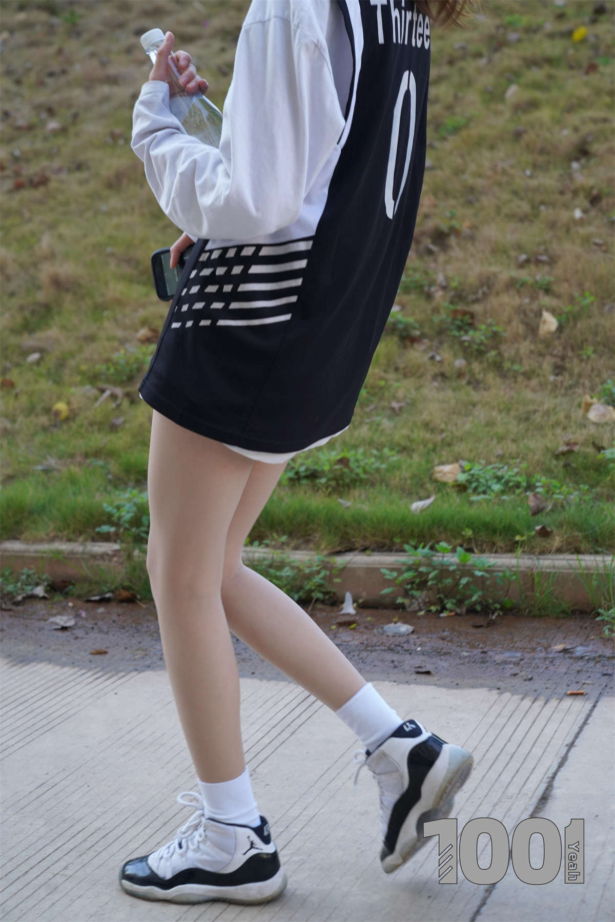 IESS异思趣向 一千零一夜105 草莓 陪女朋友打篮球1-日更街拍