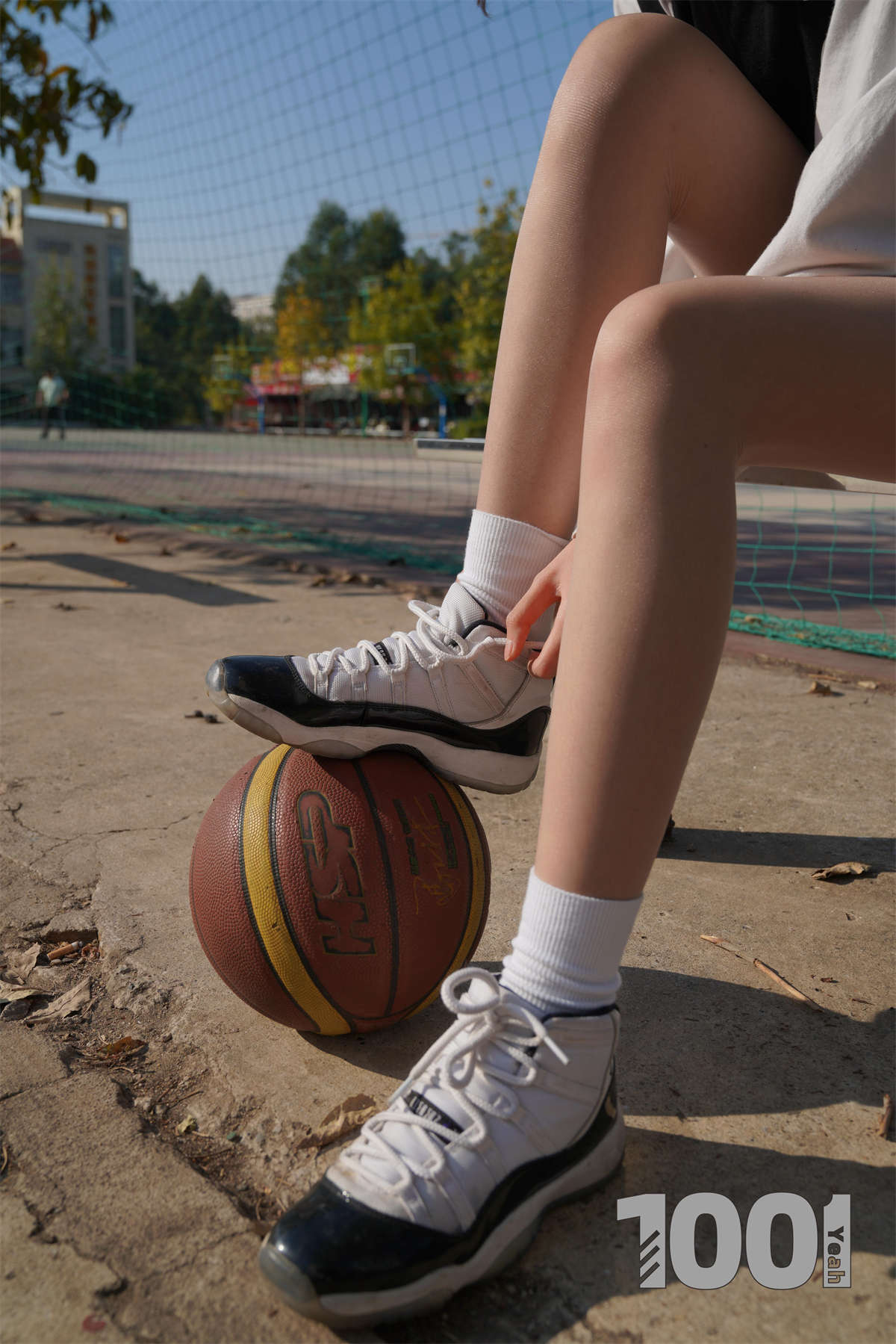 图片[2]-IESS异思趣向 一千零一夜105 草莓 陪女朋友打篮球1-日更街拍
