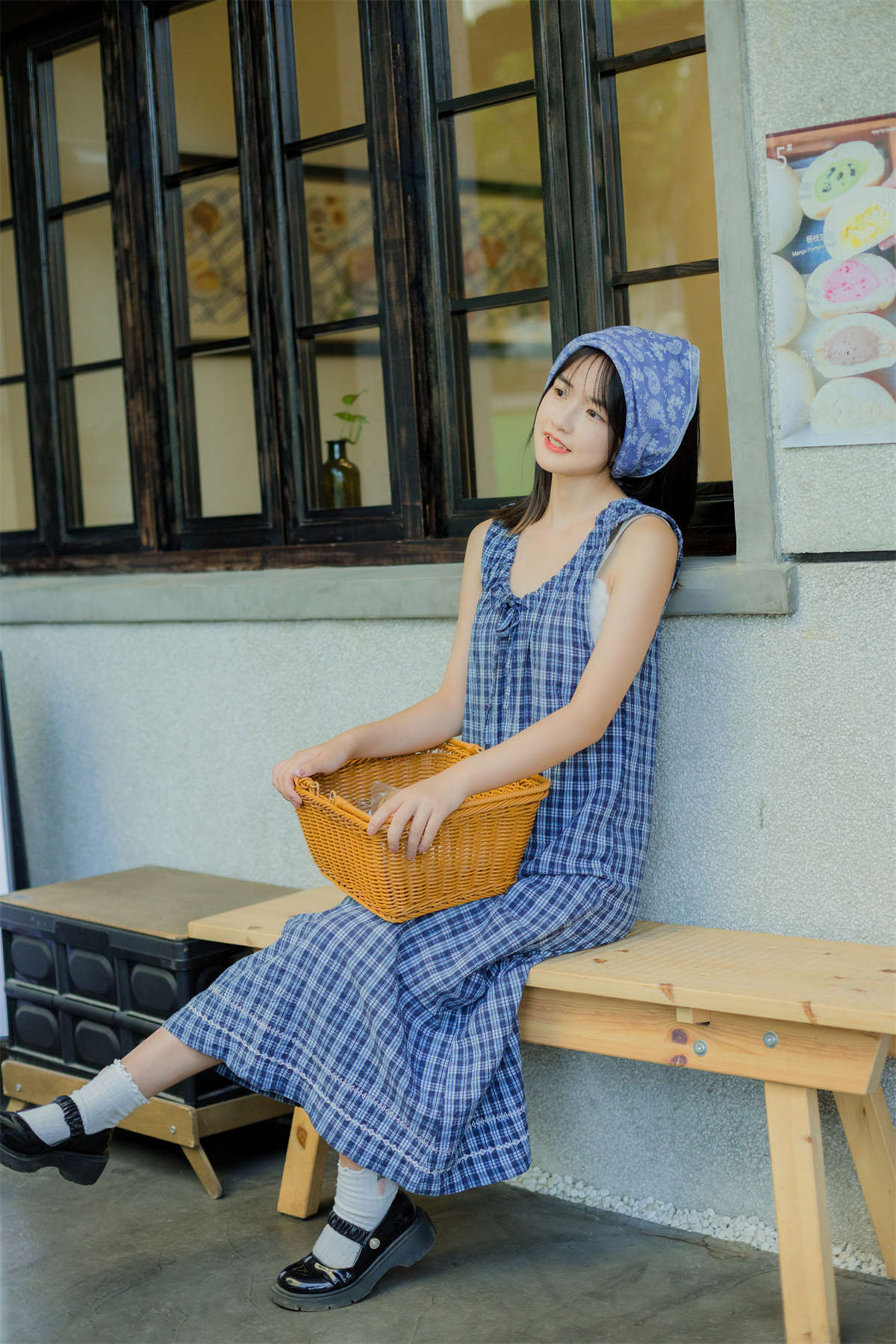 YITUYU艺图语 2022.10.17 面包店打工日 小怡妹妹cute插图1