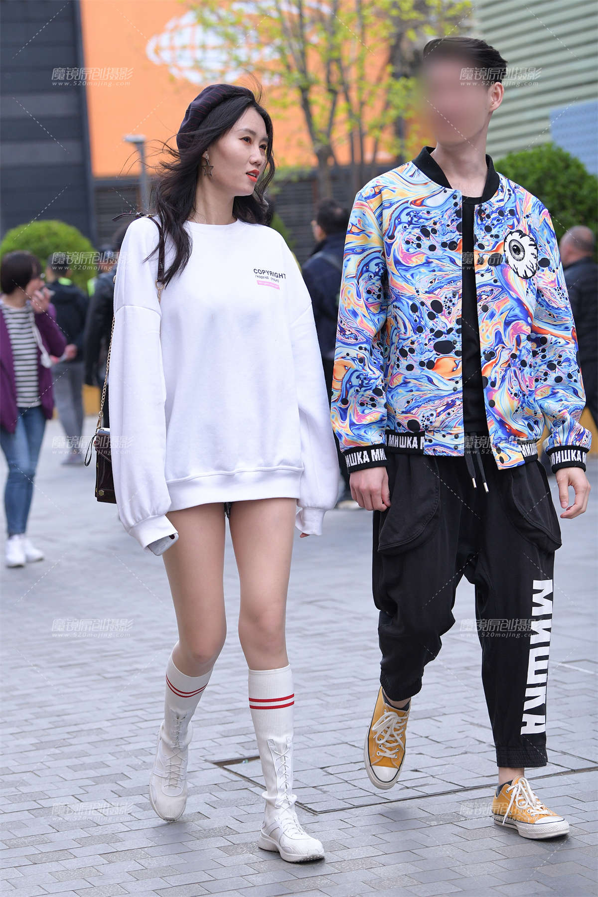 【街拍之魂赛帖】热裤丝袜长腿妹儿-日更街拍