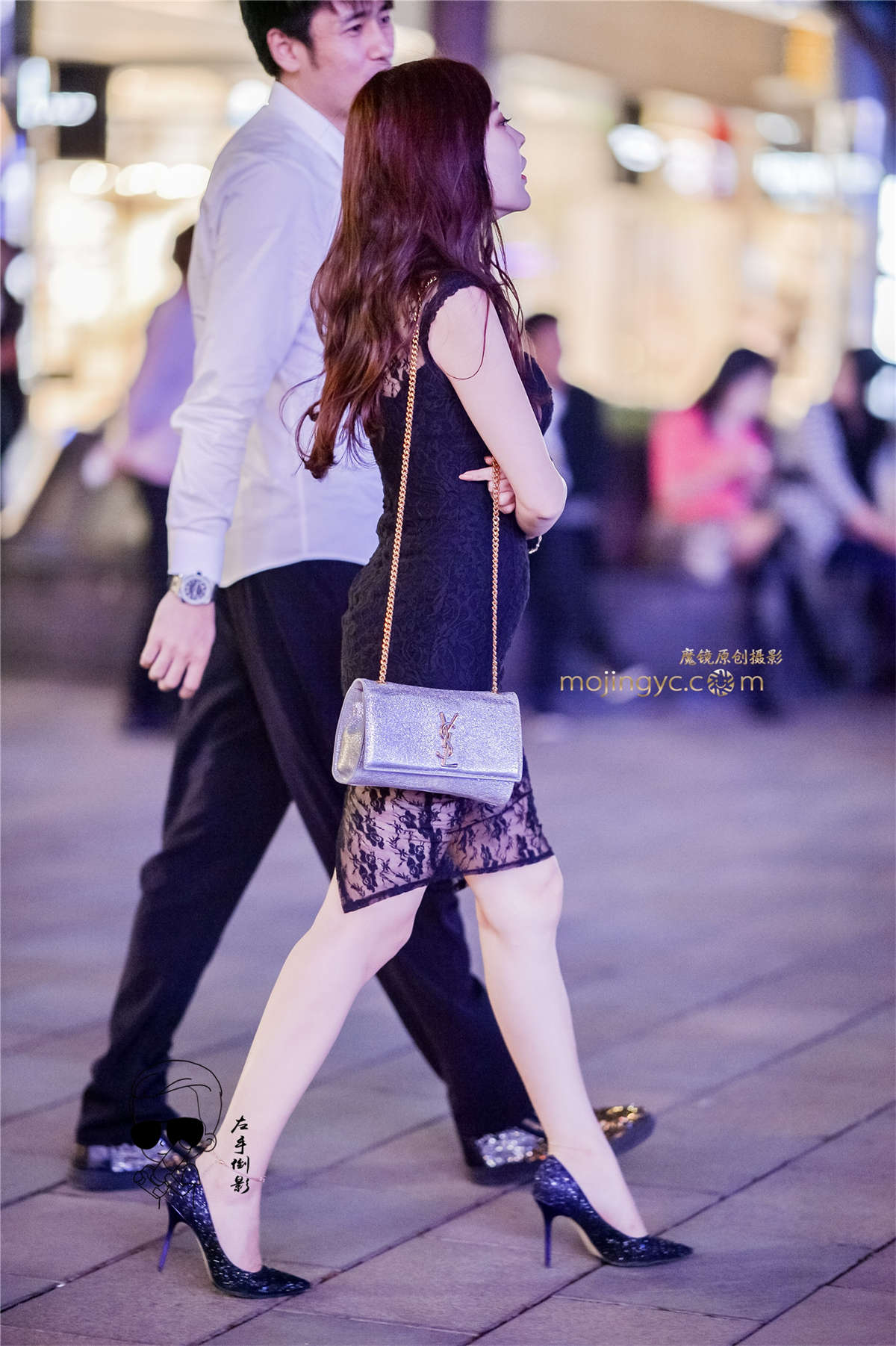 图片[2]-紧绷裙子显魔鬼身材{2017-5-13-10P}-日更街拍