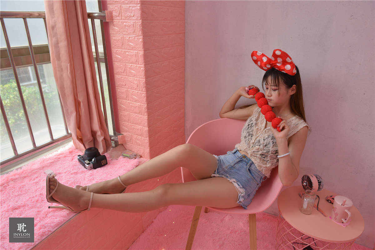 IESS异思趣向 普惠集235 九妹的高叉-日更街拍