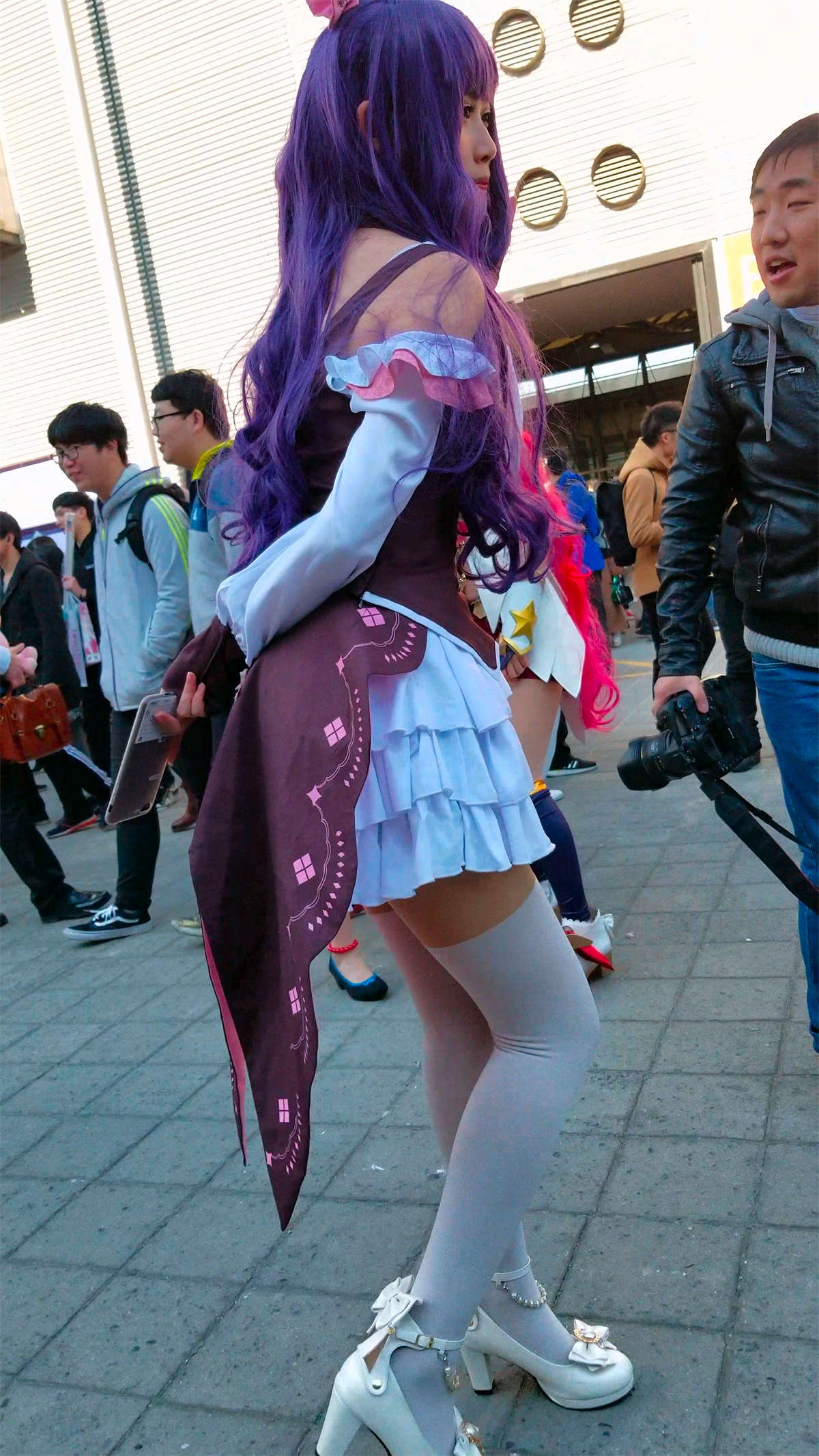 图片[2]-清纯美颜cosplay的青春少女-日更街拍