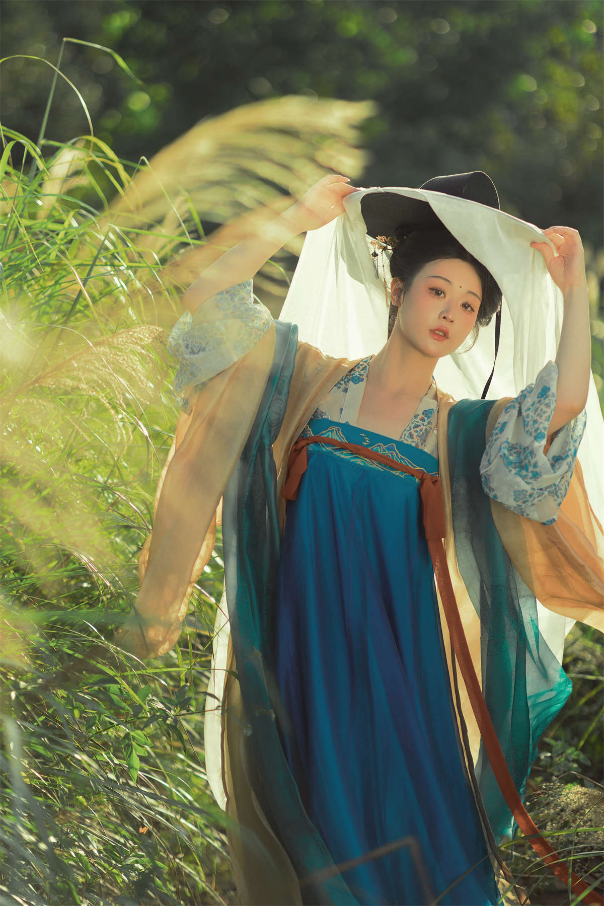 YITUYU艺图语 2024.12.31 秋日山行 神赐杏杏插图1