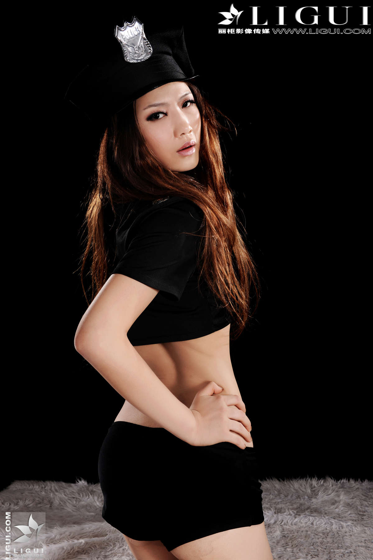 Ligui丽柜 20111021 俏丽的女警怡萱-2 怡萱-日更街拍