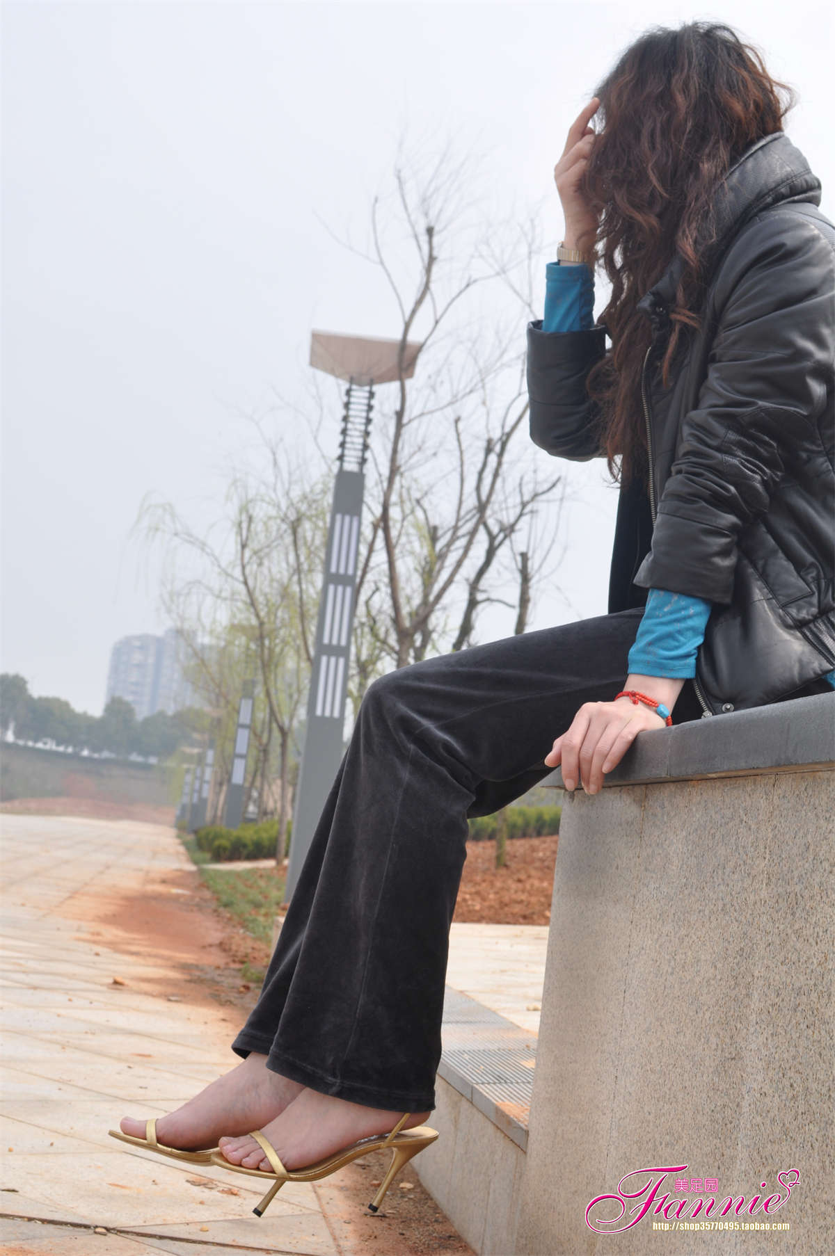 图片[2]-Fannie芬妮美足园NO.95-春江水暖“丫”先知（金色旋律）-日更街拍