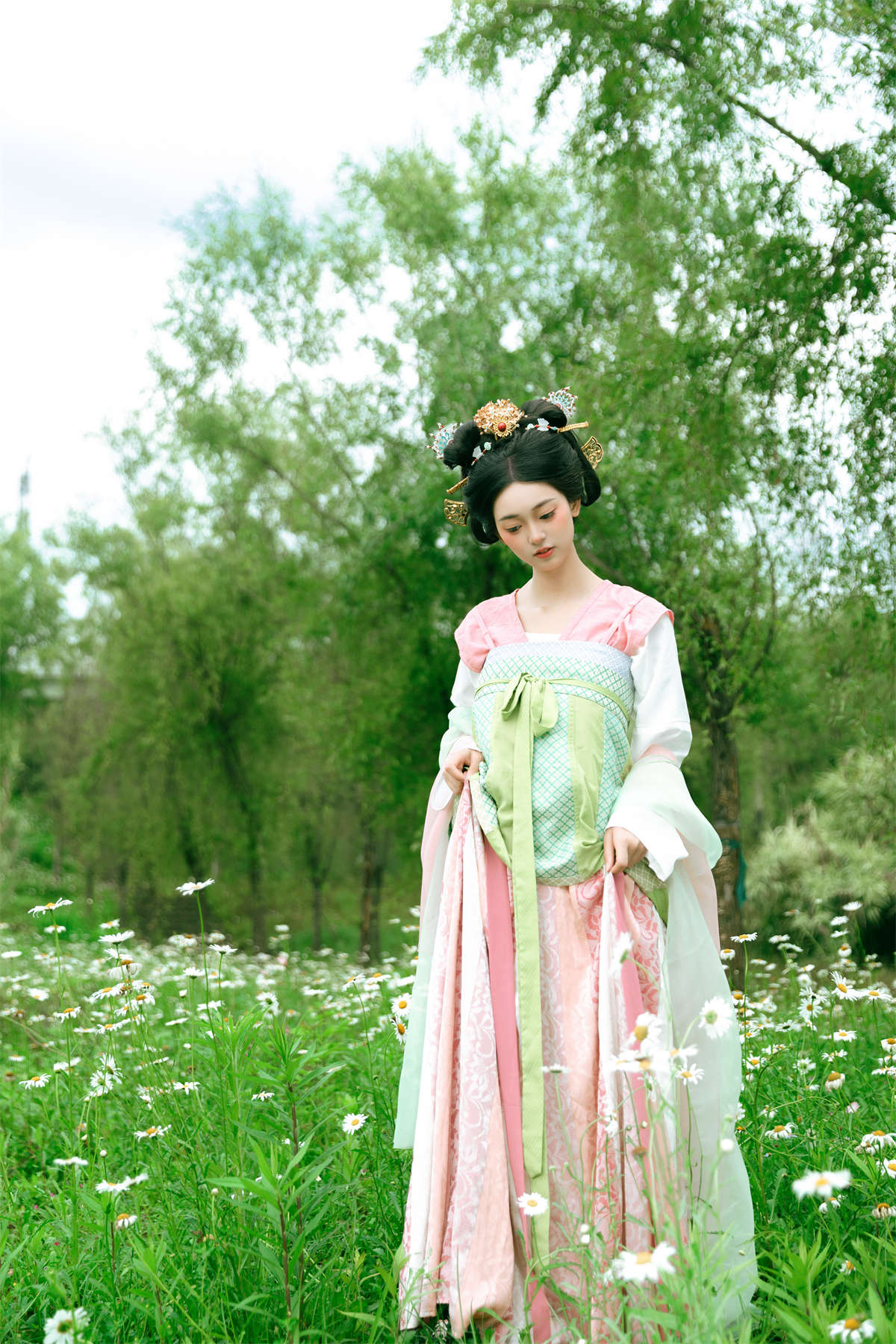 YITUYU艺图语 2024.09.21 大唐春游记 冷酷王爷-日更街拍