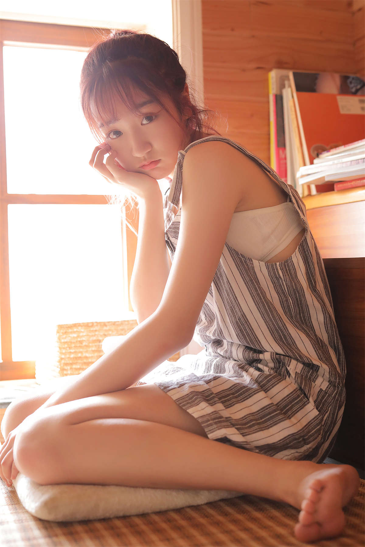 YITUYU艺图语 2023.11.01 小小飞木屋 婷婷-日更街拍