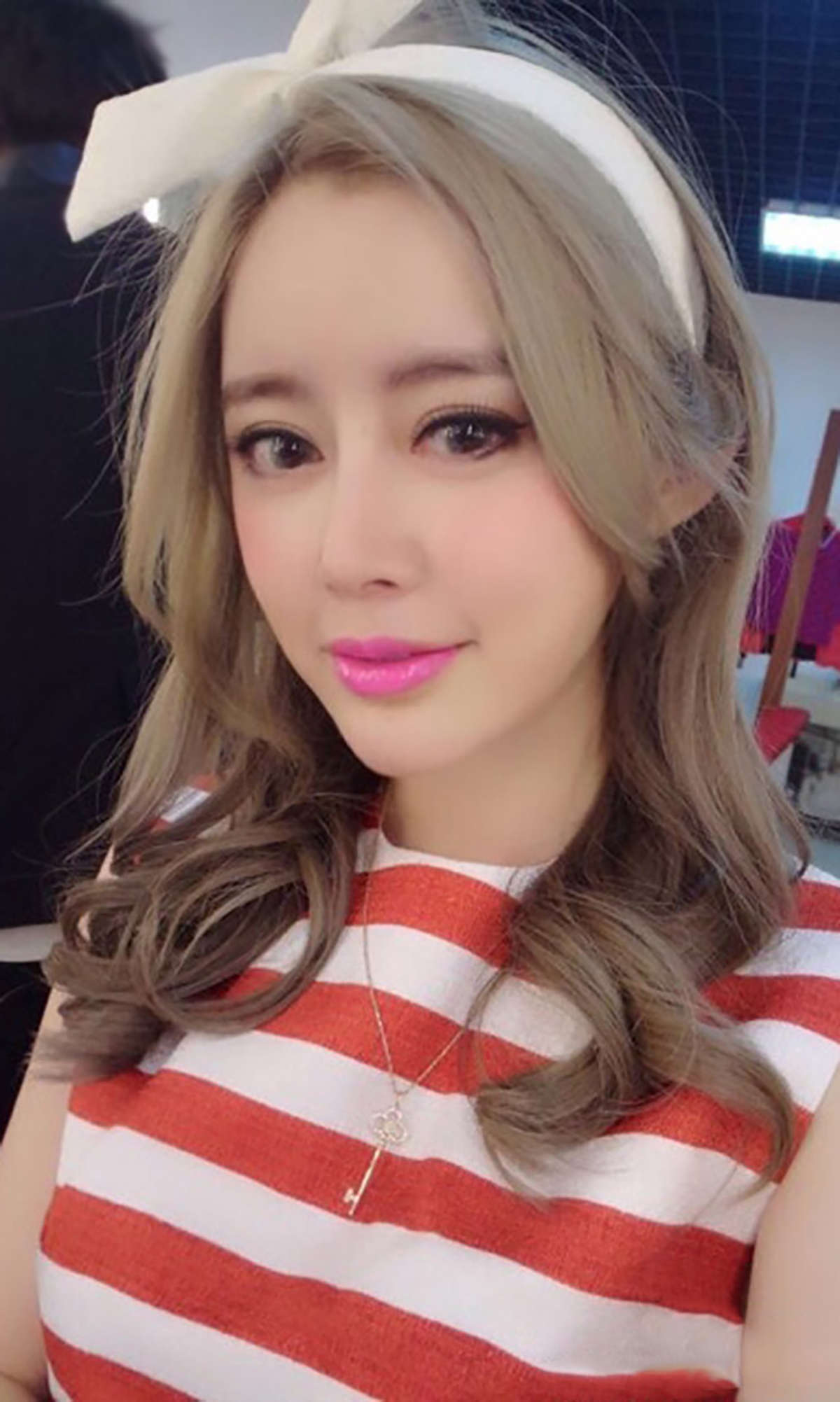 Ugirls爱尤物 NO.035 金枝欲叶-日更街拍