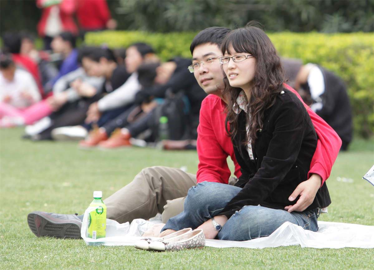 图片[2]-踏青公园街拍系列No.1382 大赛前奏之绝对秀美丝足-日更街拍