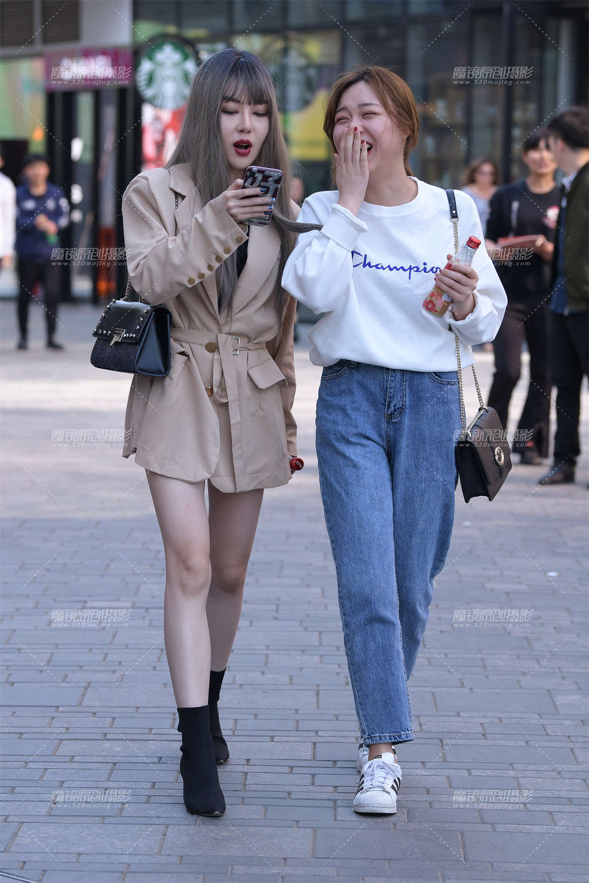 【街拍之魂赛帖】微风轻轻起，我好喜欢你-日更街拍