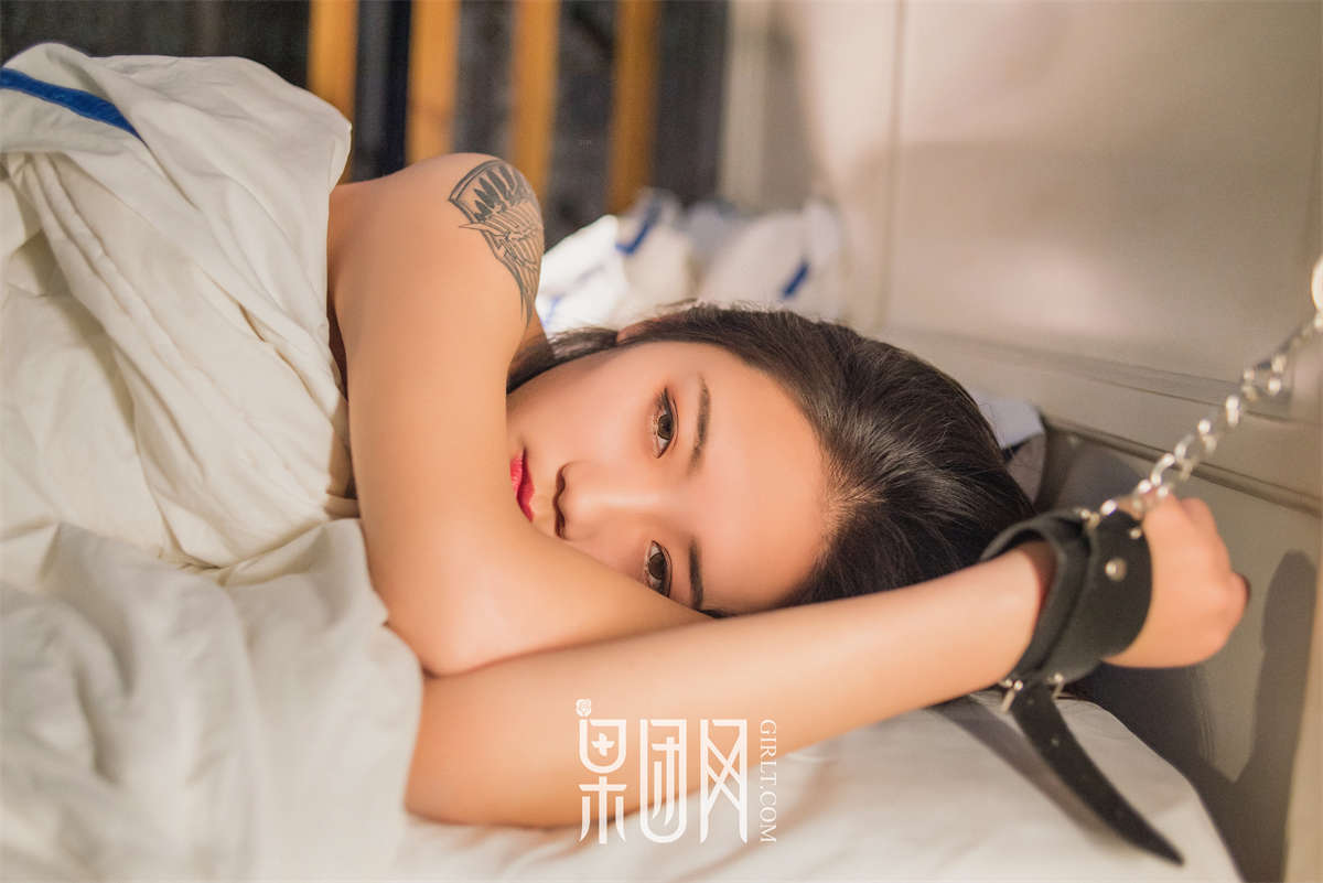 图片[2]-Girlt果团网 NO.135 女神在果团等你-日更街拍