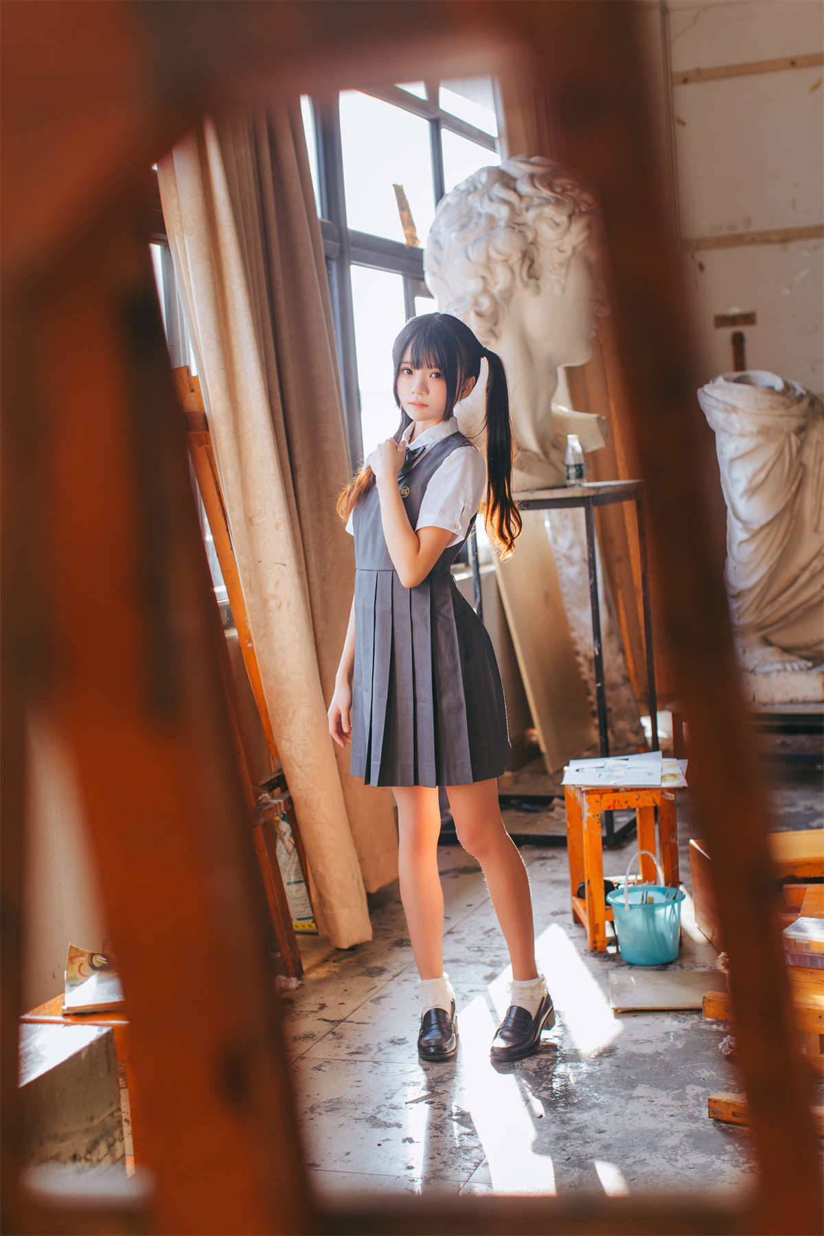 桜桃喵 – 画室少女-日更街拍