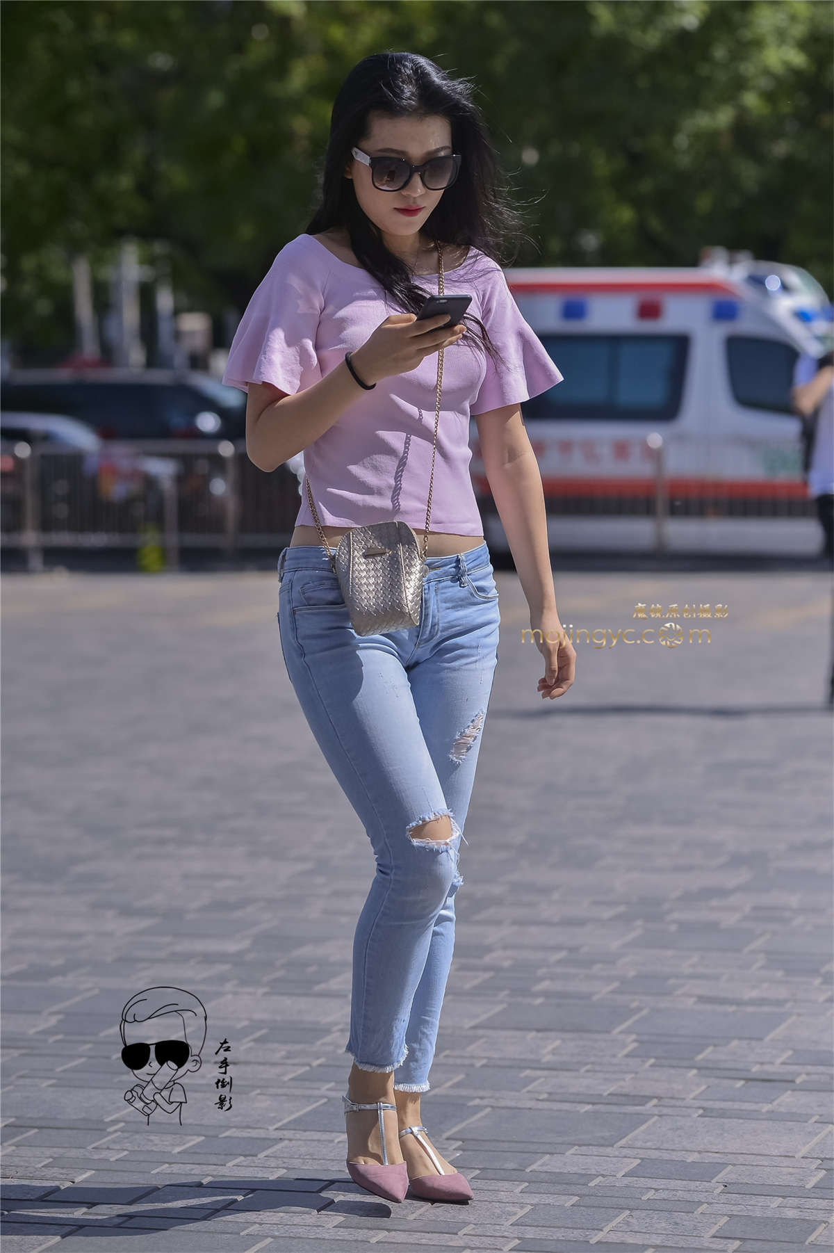 牛仔美臀迷人{2017-5-28-12p}-日更街拍