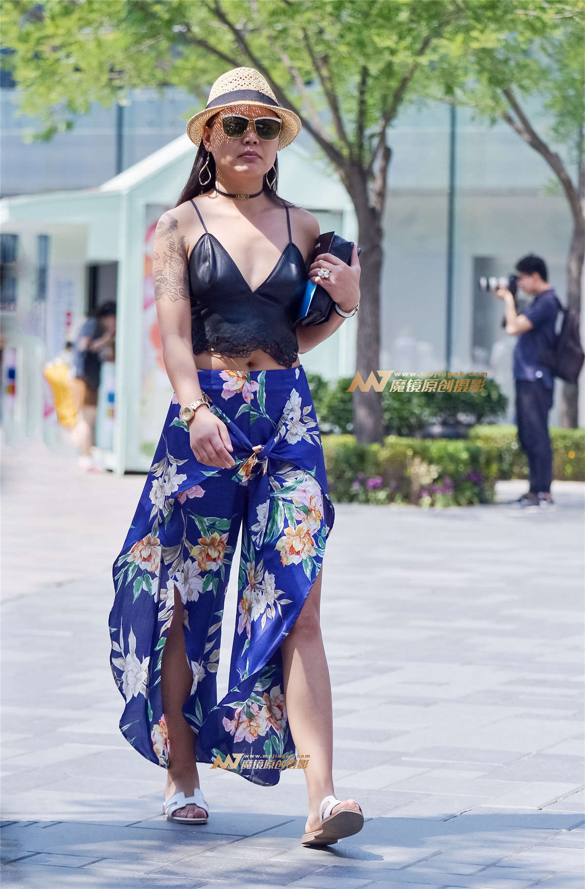 性感美胸美女-日更街拍