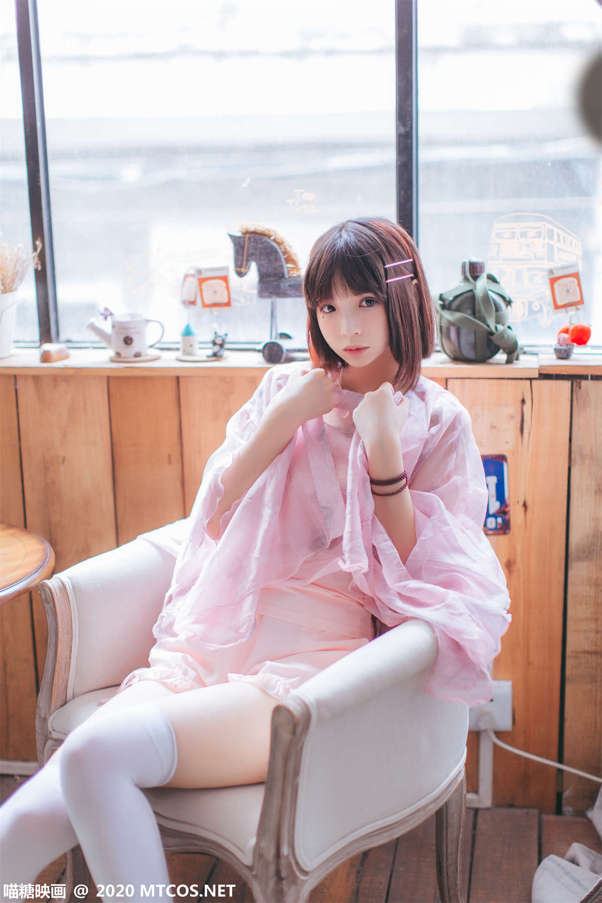 图片[2]-喵糖映画 VOL.250 粉色披纱-日更街拍
