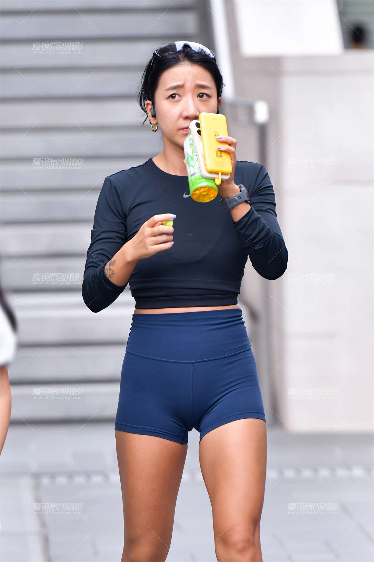 ★运动瑜伽短裤美女-日更街拍