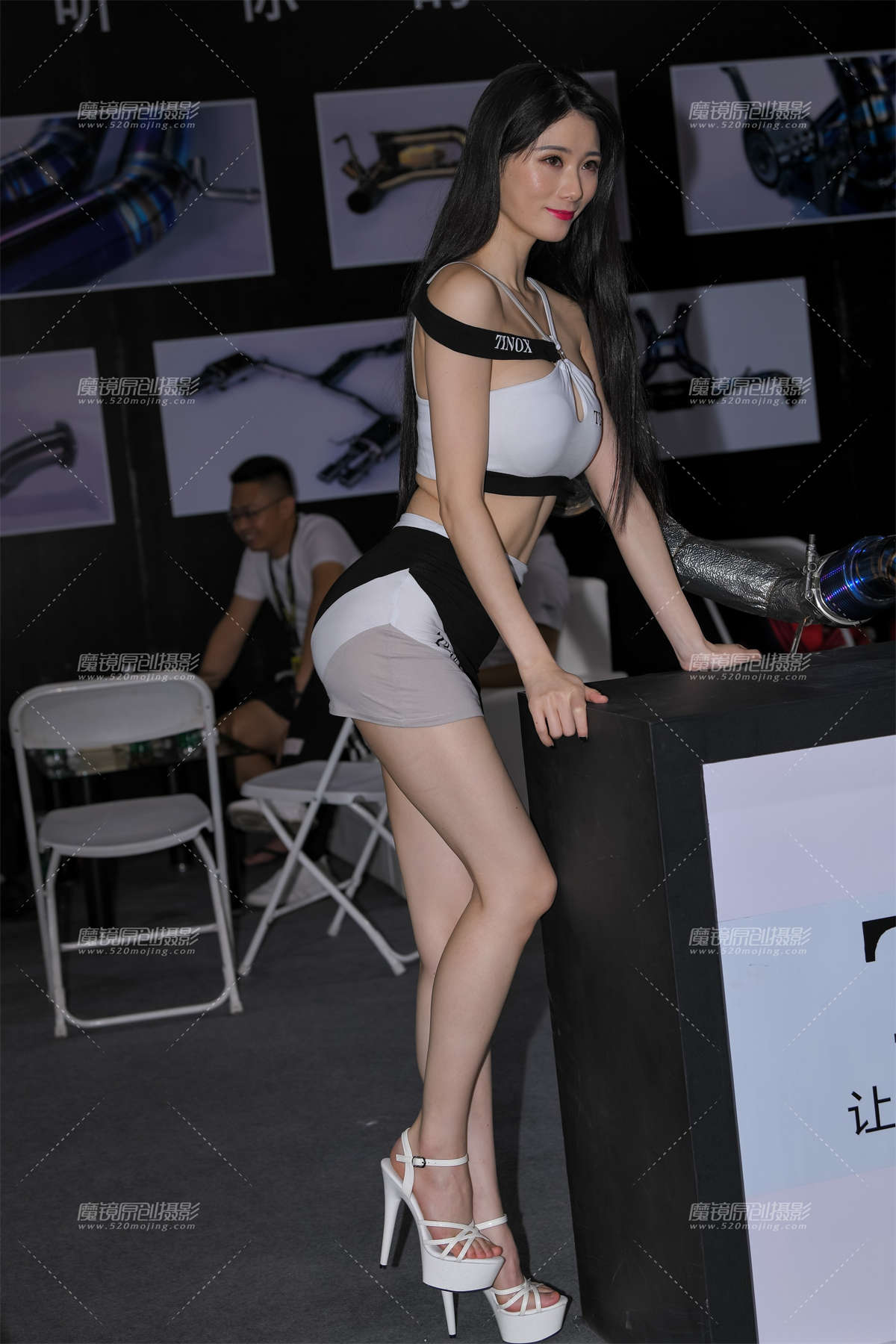 图片[2]-白皙美腿模特-日更街拍