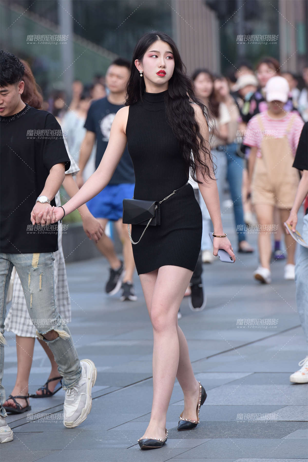 包臀裙美女-日更街拍