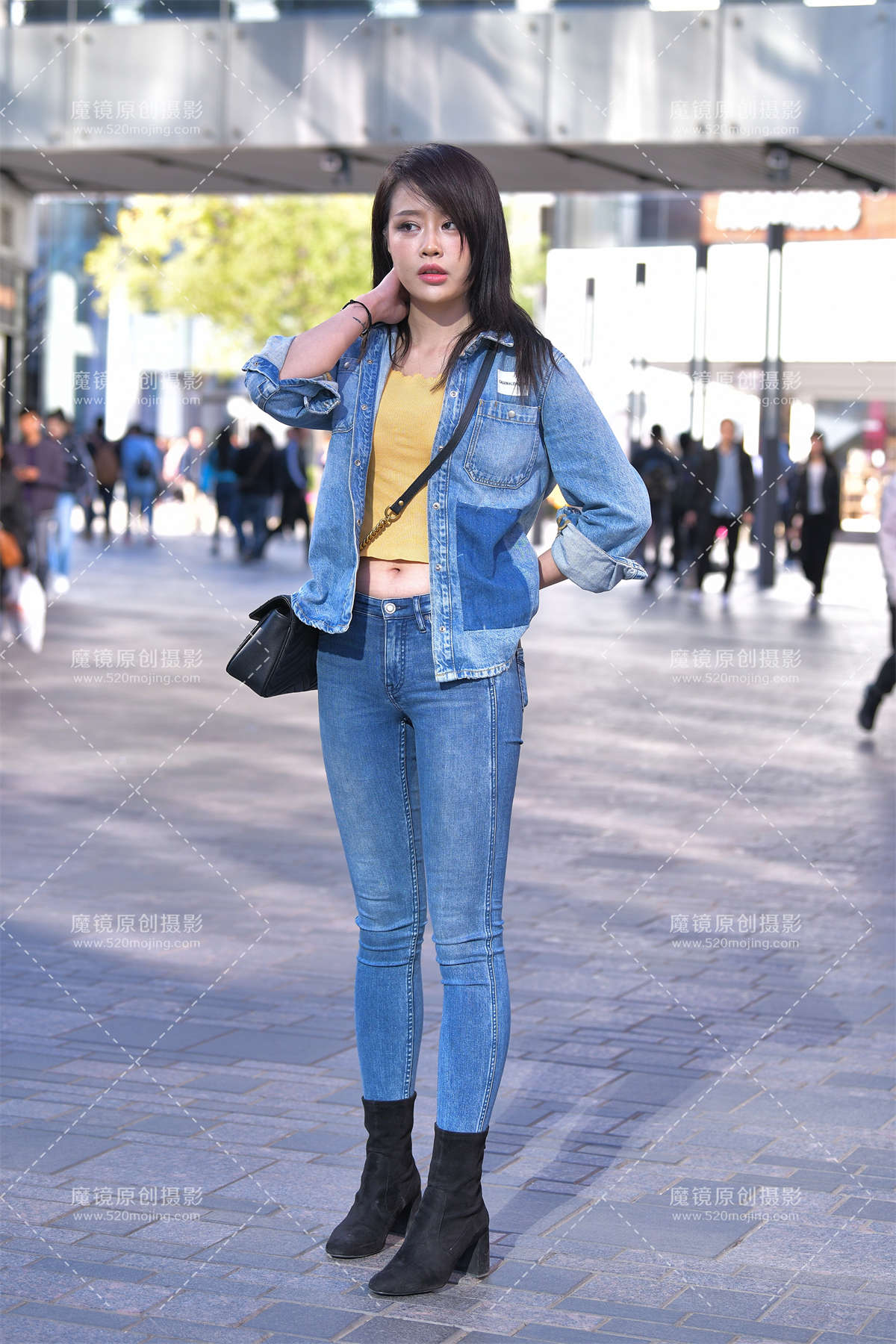 【红石赛帖】漂亮性感的牛仔美女-日更街拍