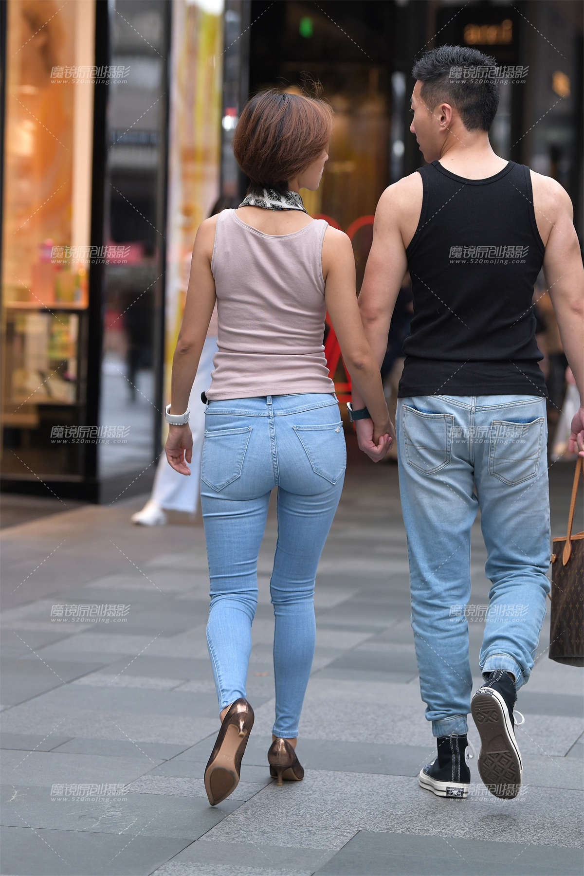 图片[2]-【视觉冲击赛贴】短发紧牛小姐姐-日更街拍