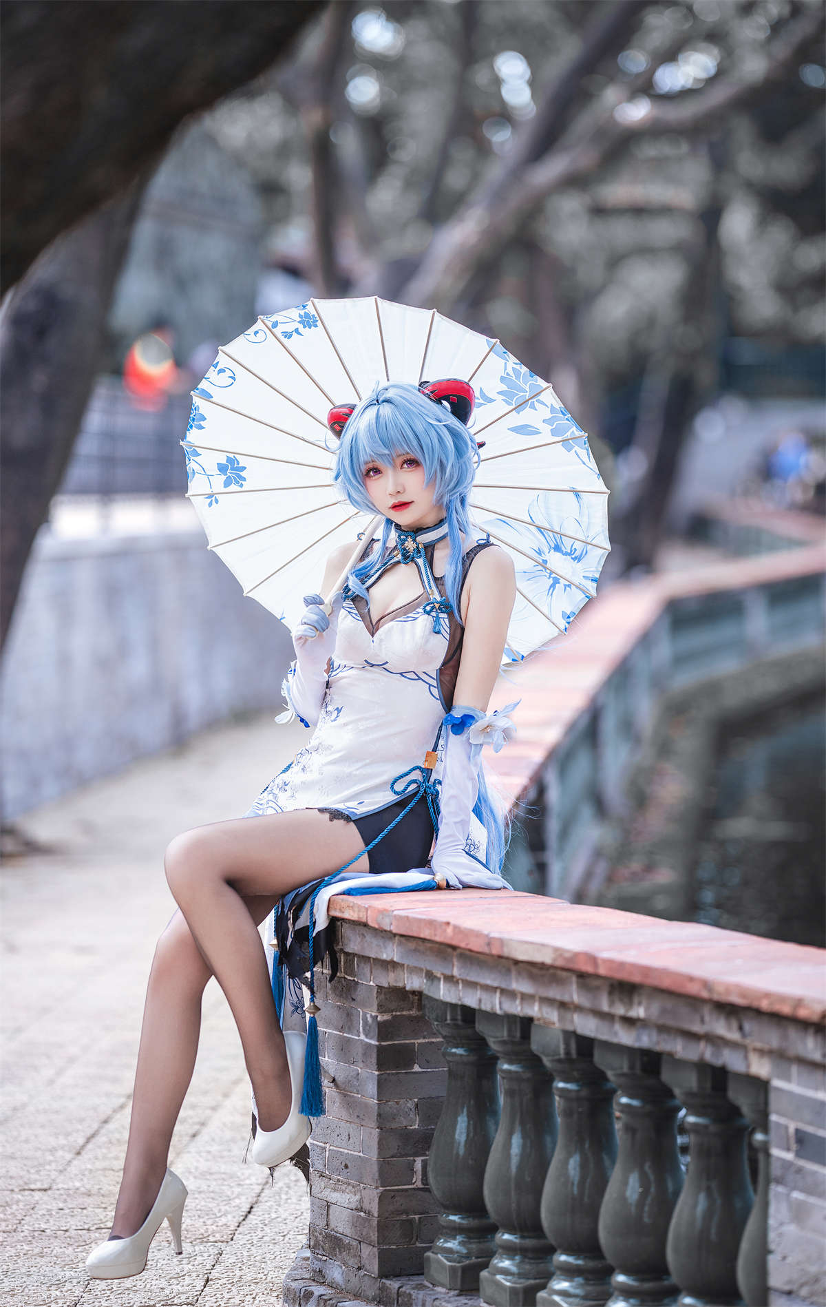 图片[2]-大大卷卷小卷 原神甘雨 旗袍-日更街拍