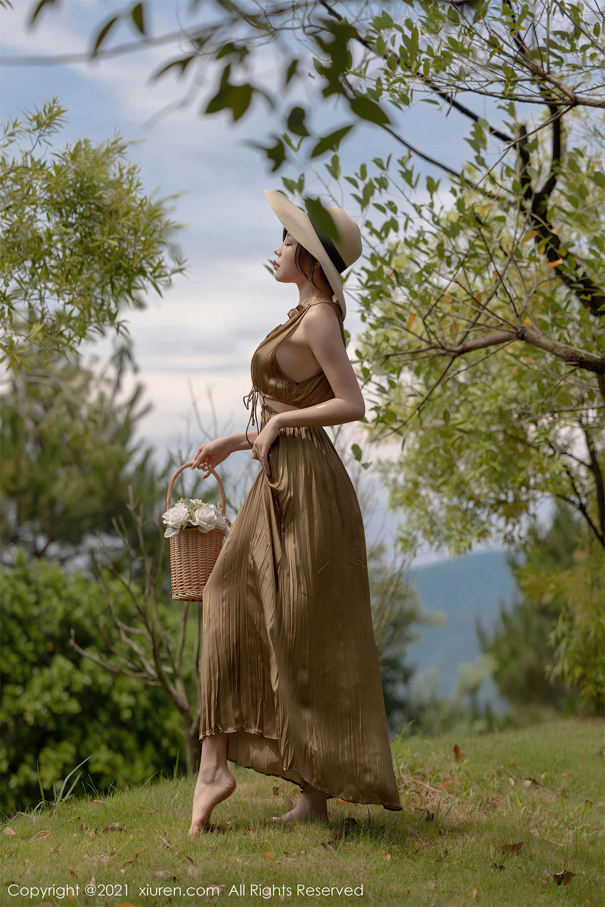 Xiuren秀人网 2021.08.23 NO.3837 芝芝Booty-日更街拍