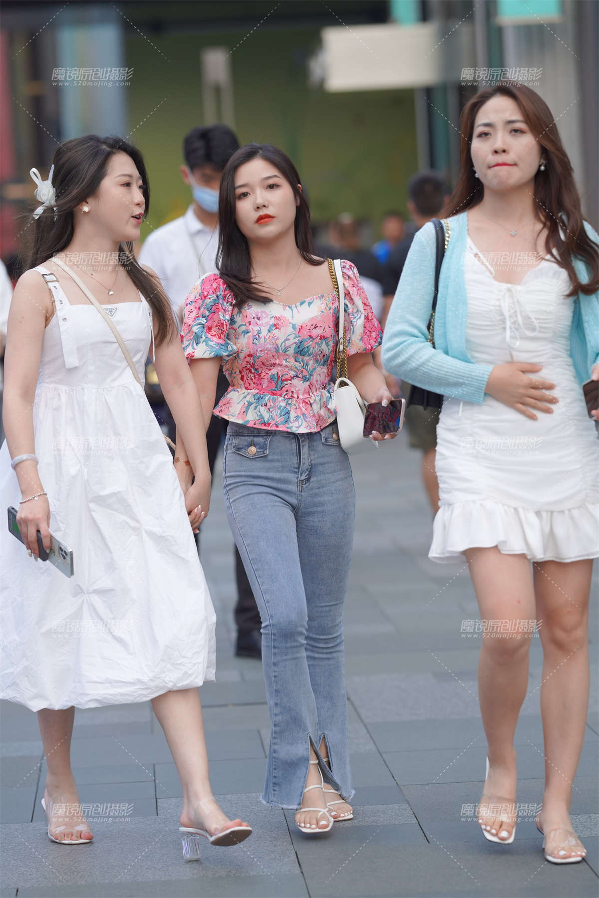 可爱美眉-日更街拍